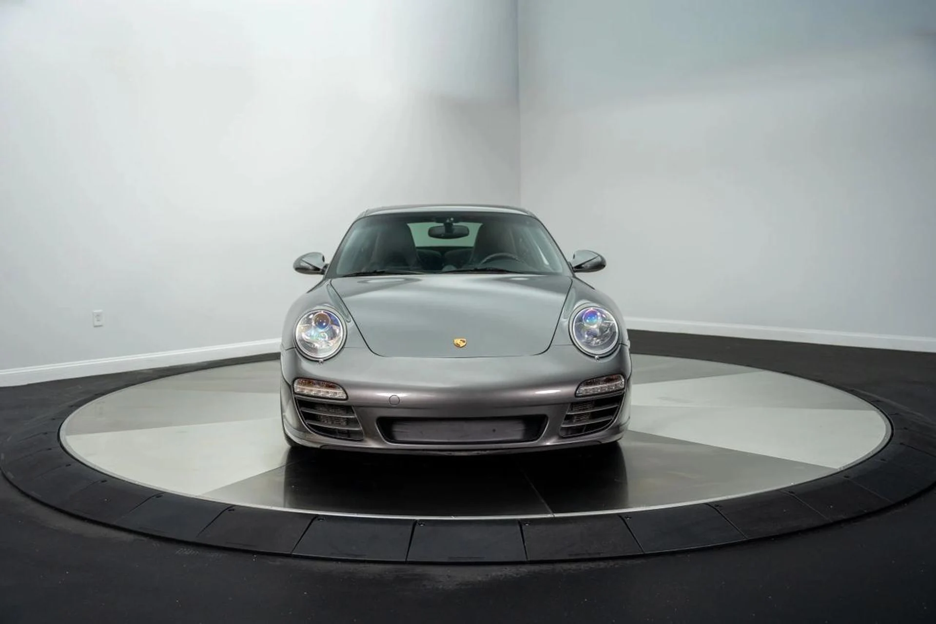 mph010_2870727986_ce8771d28c3f4863a458efed61c393f1_43de36d790