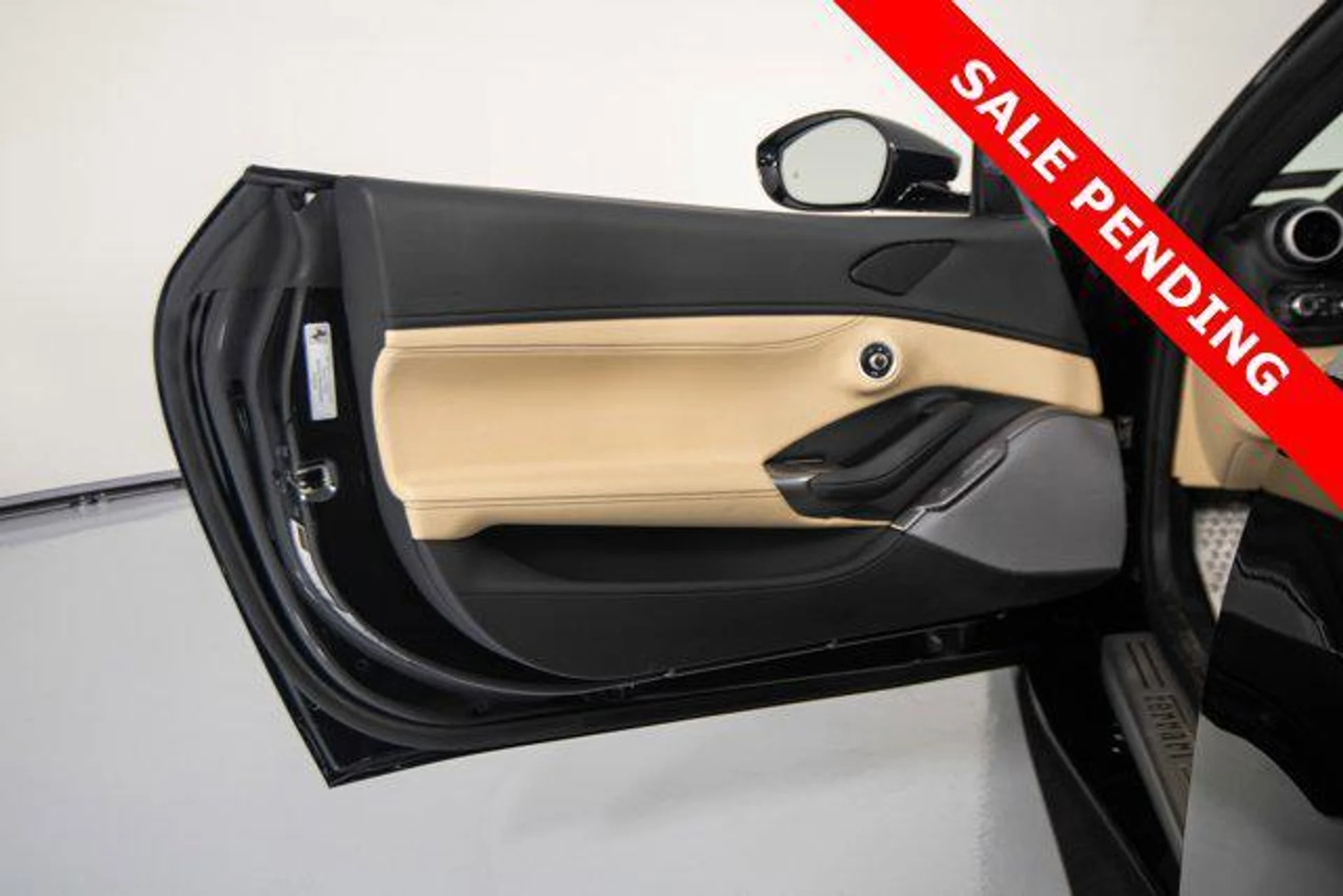 mph010_287302562_M_riml1c3_C_L8v6s_AED_6_LBU_Vs_1ee951c3bd