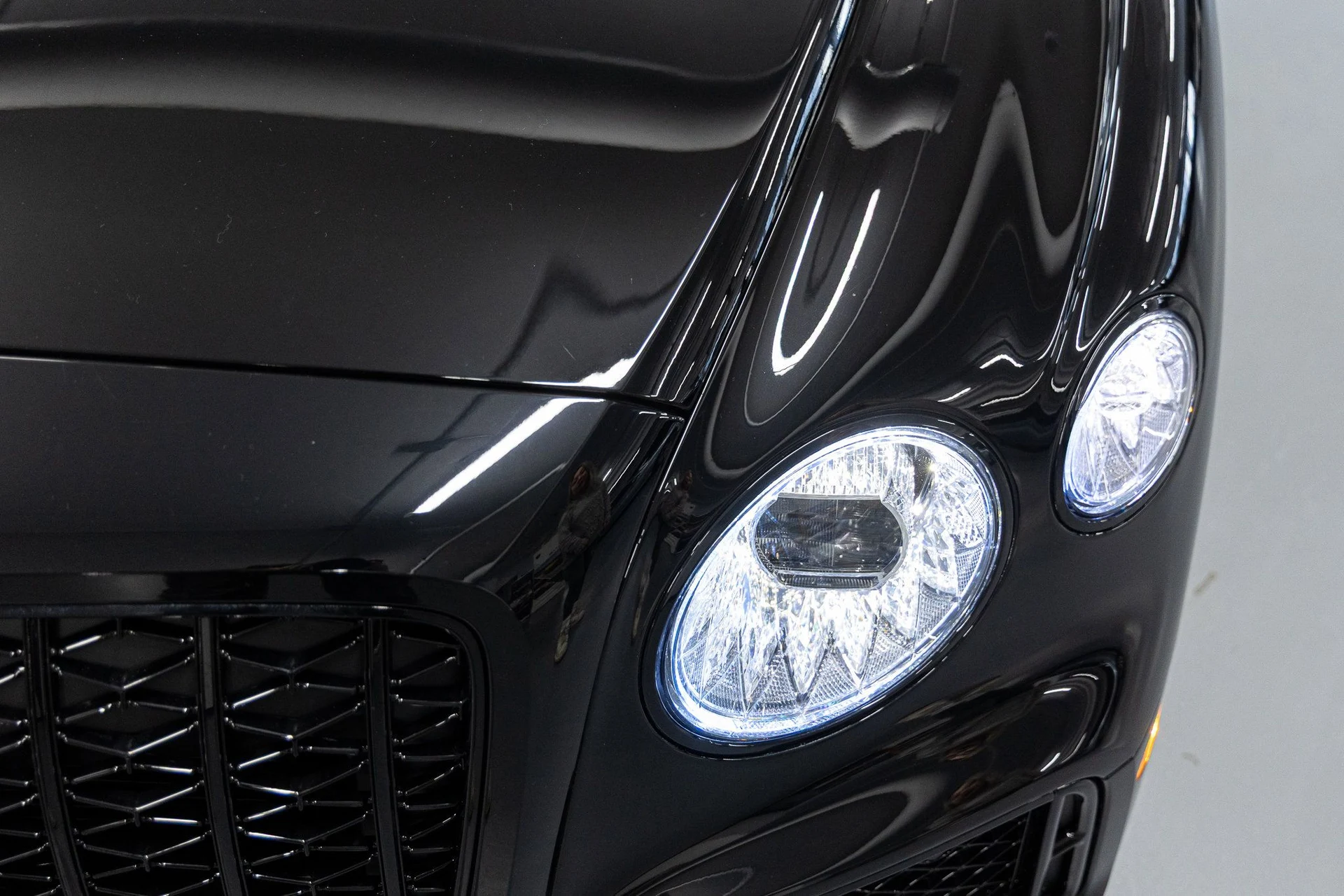 mph010_2879211472_b7d4bceaa73d65c657f8916d07bd1a44x_a420aa59e1