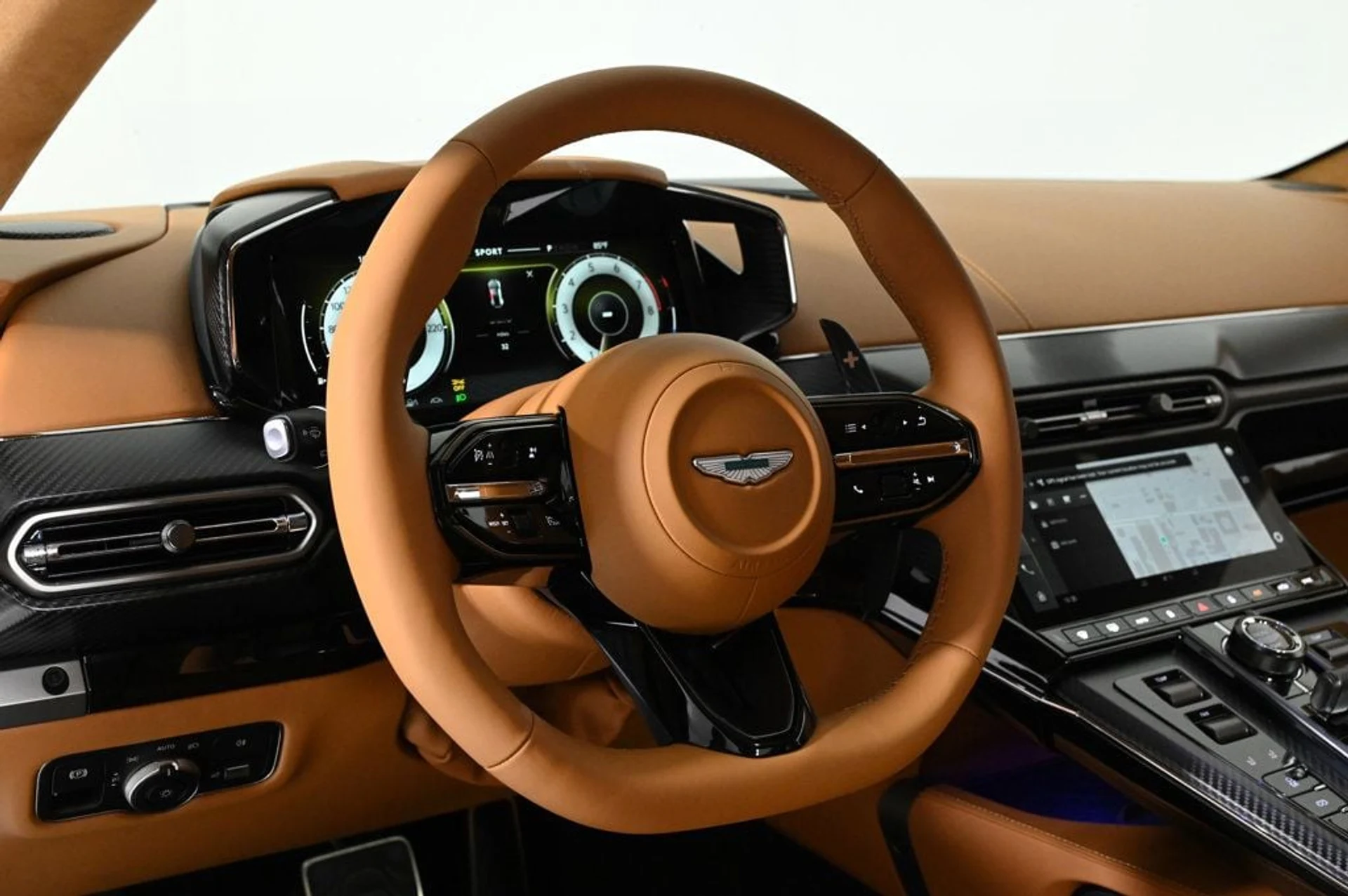 mph010_2886375398_new_2026_aston_martin_vantage_coupe_11350_22900896_10_1024_45f40cdb19