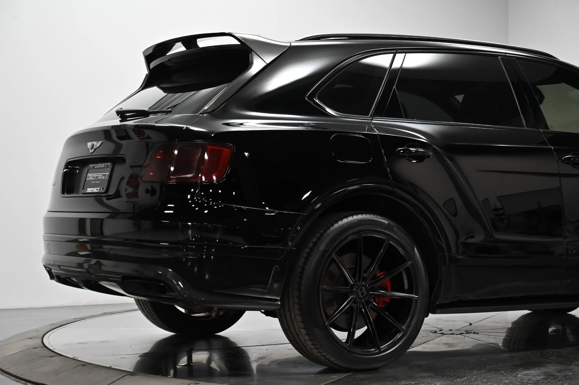 mph010_2887915009_Used_2018_Bentley_Bentayga_W12_1759788100_af4c15bd32