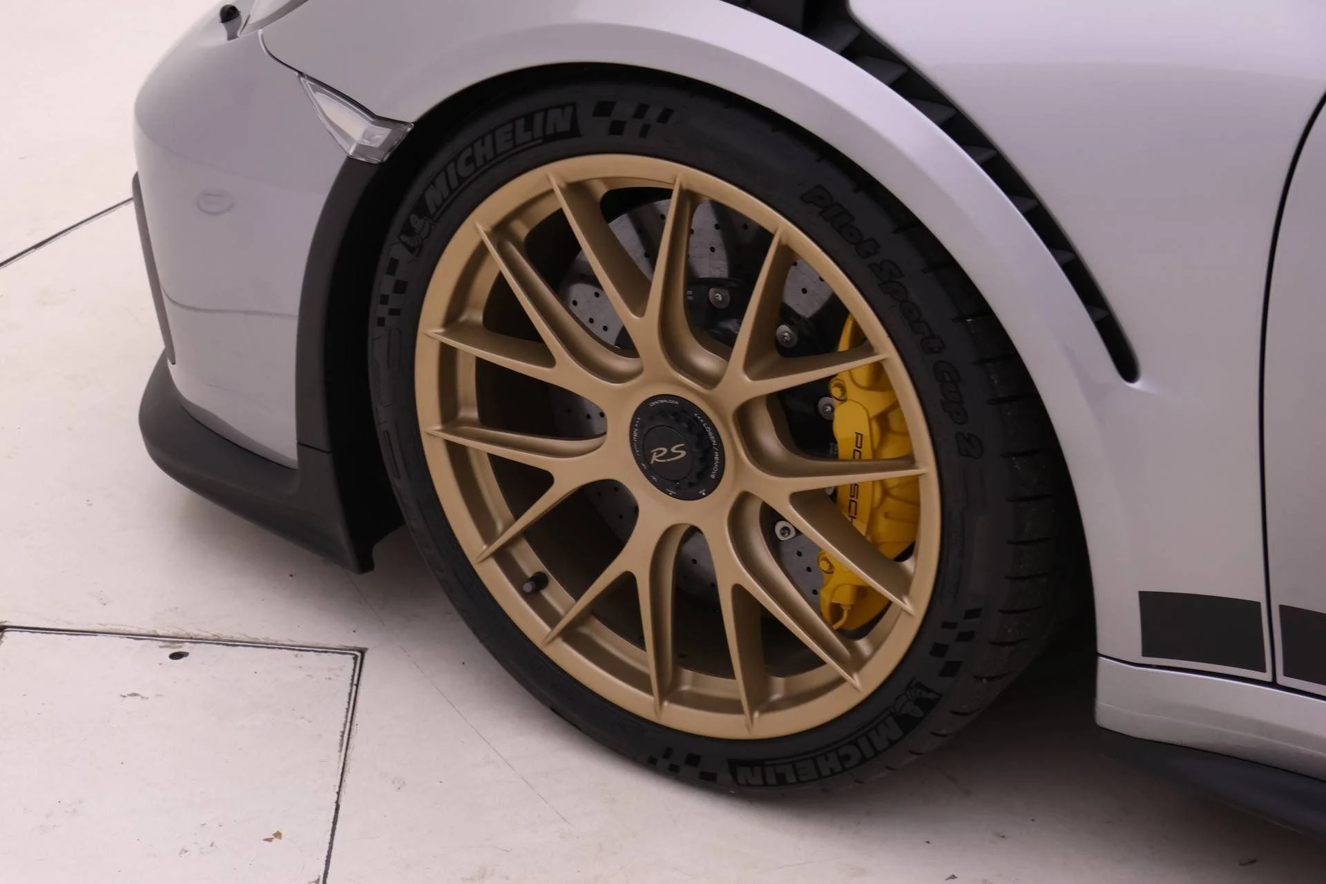 mph010_2890468064_456178cdc8e8151fd5b58d0548f4d966_92c7a60d74