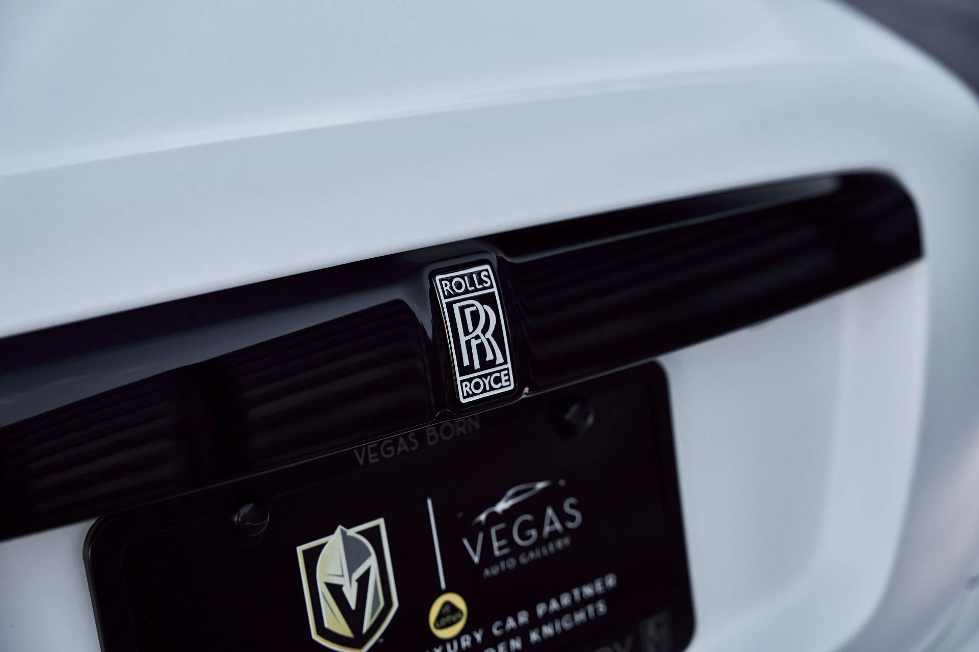 mph010_2904025243_Used_2019_Rolls_Royce_Wraith_Base_1772849586_2ab2b68fe7