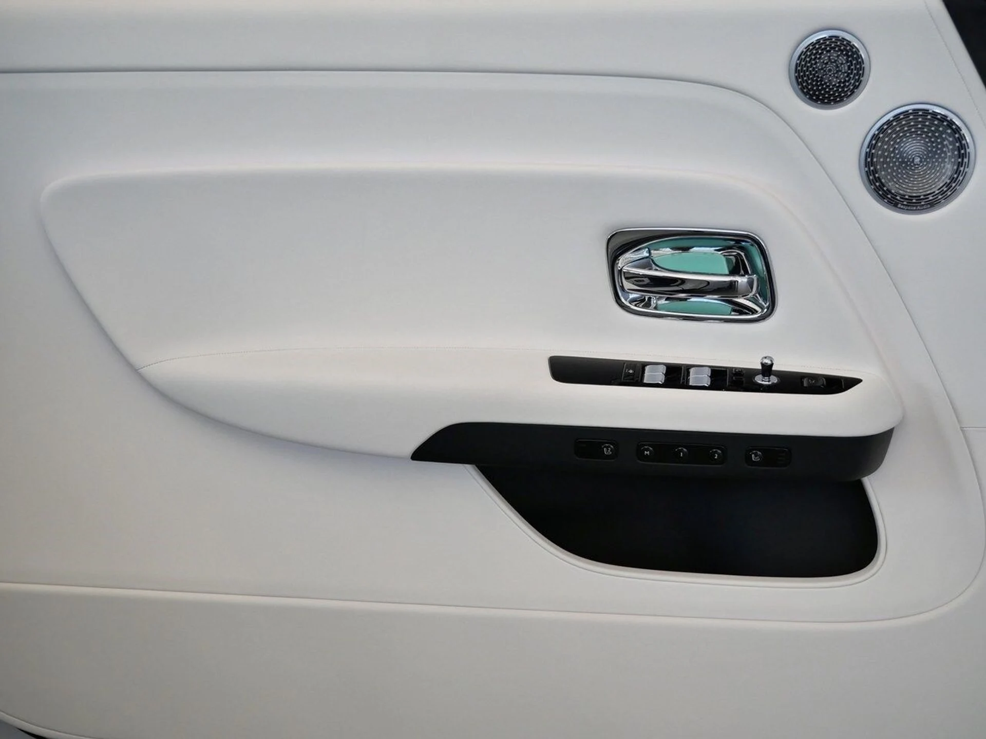 mph010_2905898114_030690ae519d3fe472490b16f7dfbacax_bff96e3ecd