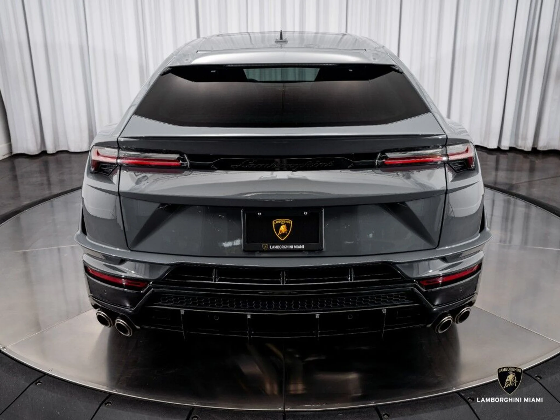 mph010_2913158686_76c29f1a13312e74b7373fad4900811c_868418a079