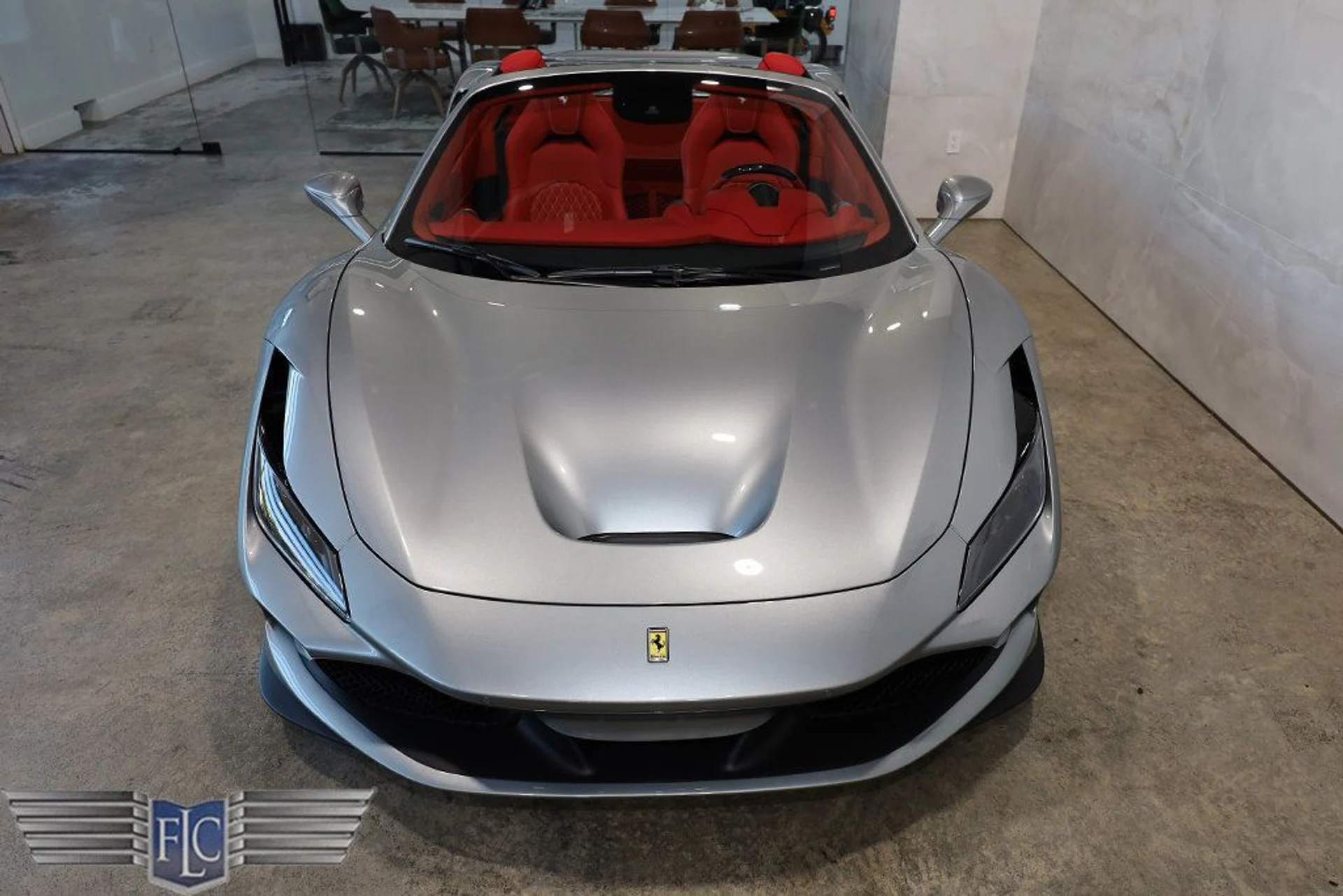 mph010_2917123291_used_2021_ferrari_f8_spider_convertible_9689_22996812_11_1024_55cf174e49
