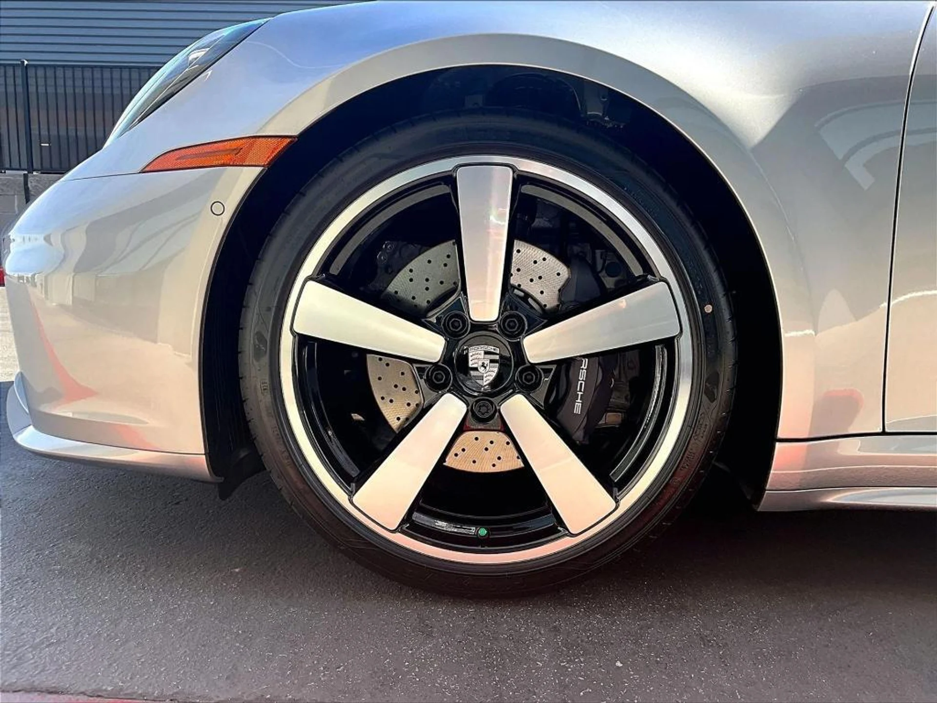 mph010_2923003596_Lu_Q2_C_Sg_C_Ddcm_Ansgza_IV_42nj1_Wg_6655235ac2