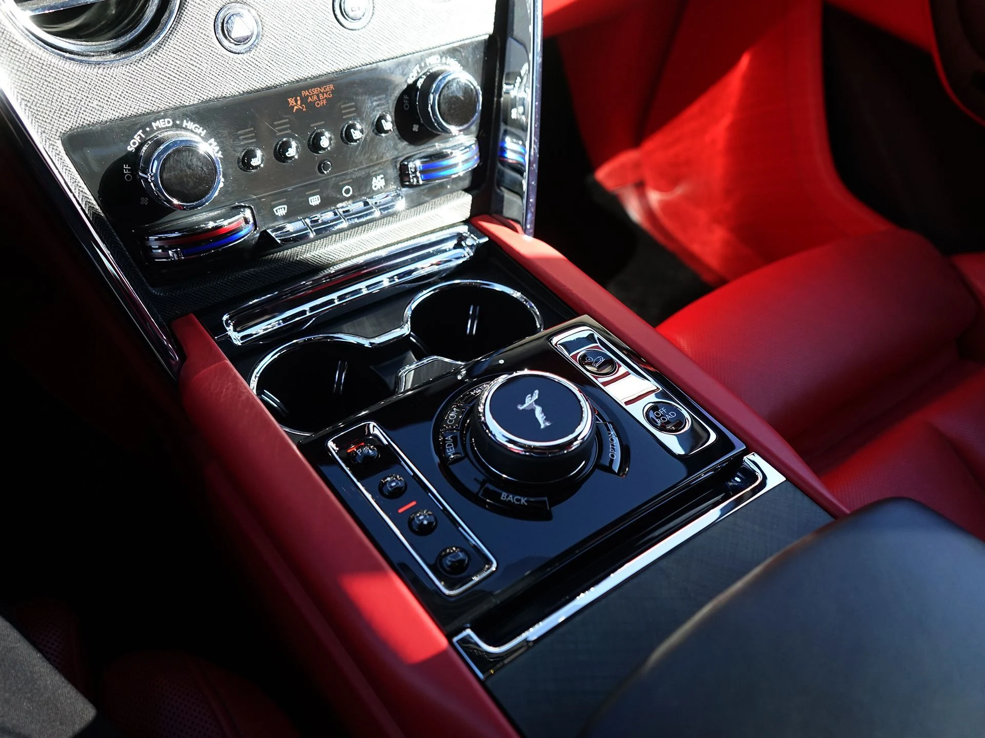 mph010_2936827904_51612cf4f0a75d1b562fc590547678b2x_860cb9930e