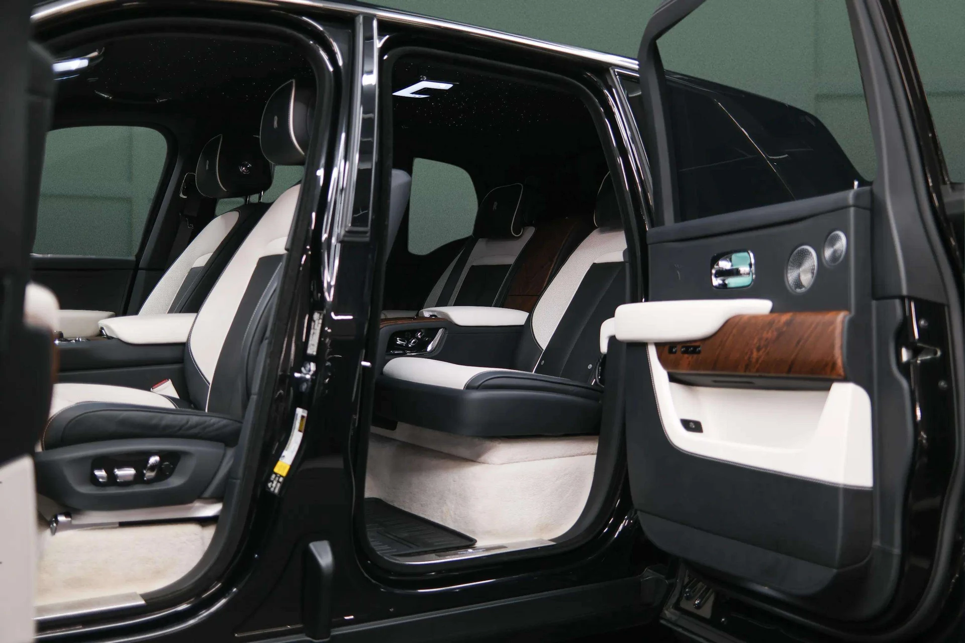 mph010_2939556930_24ee2b95_1a70_4489_bc8f_a07adf970909_c96fc31e48