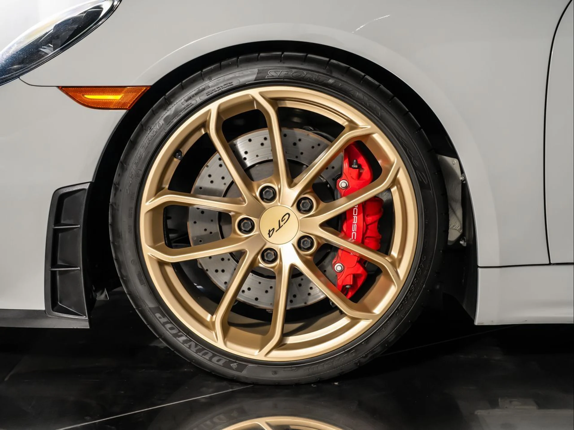 mph010_2941534627_28dc00b6c20372a73ba09042841ef9f8_0641743533