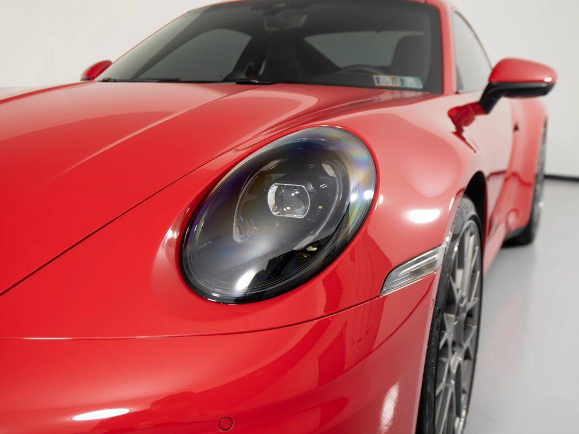 mph010_2945824971_a_w_F6_B_Nx_G6qhmntme9r5_Xgu_HQ_8_a7e5327b74