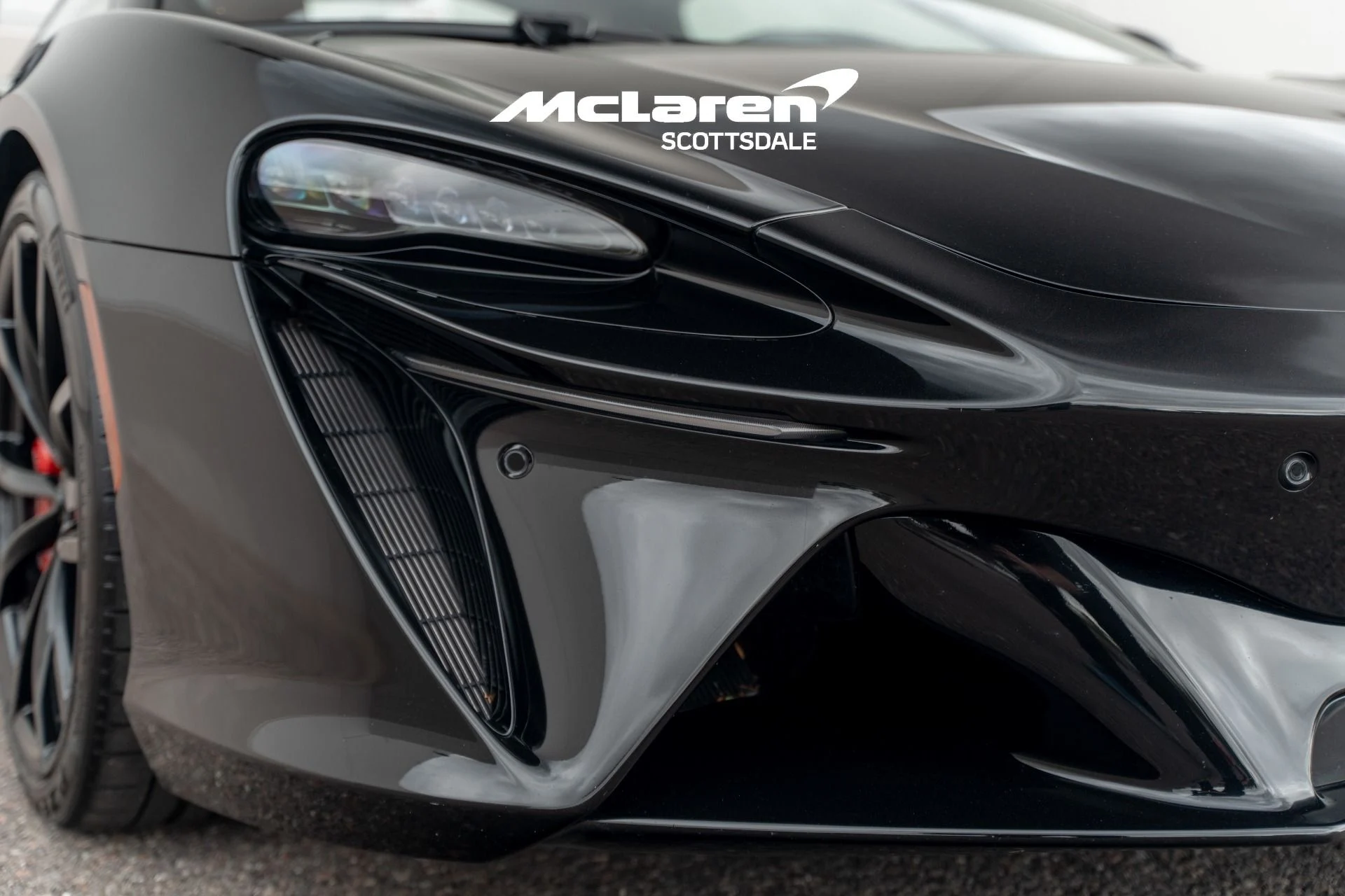 mph010_2948215550_Used_2023_MCLAREN_ARTURA_1771651947_6efe249c32