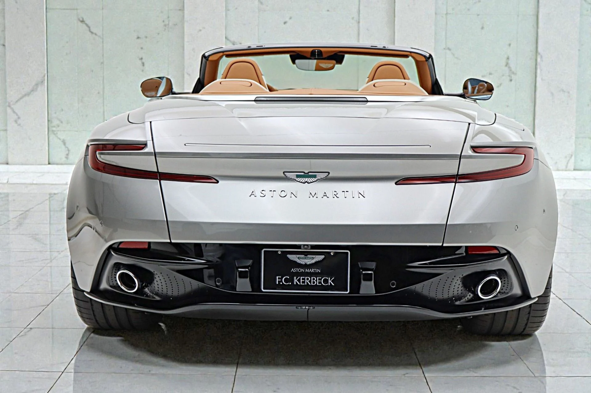 mph010_2952294819_New_2026_Aston_Martin_DB_12_Volante_1302918c93