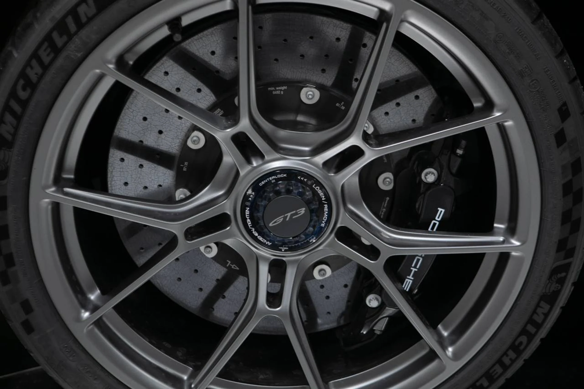 mph010_2953602441_a0369c083bdd4996a0e53f7e4968ab9bx_22a9e326aa