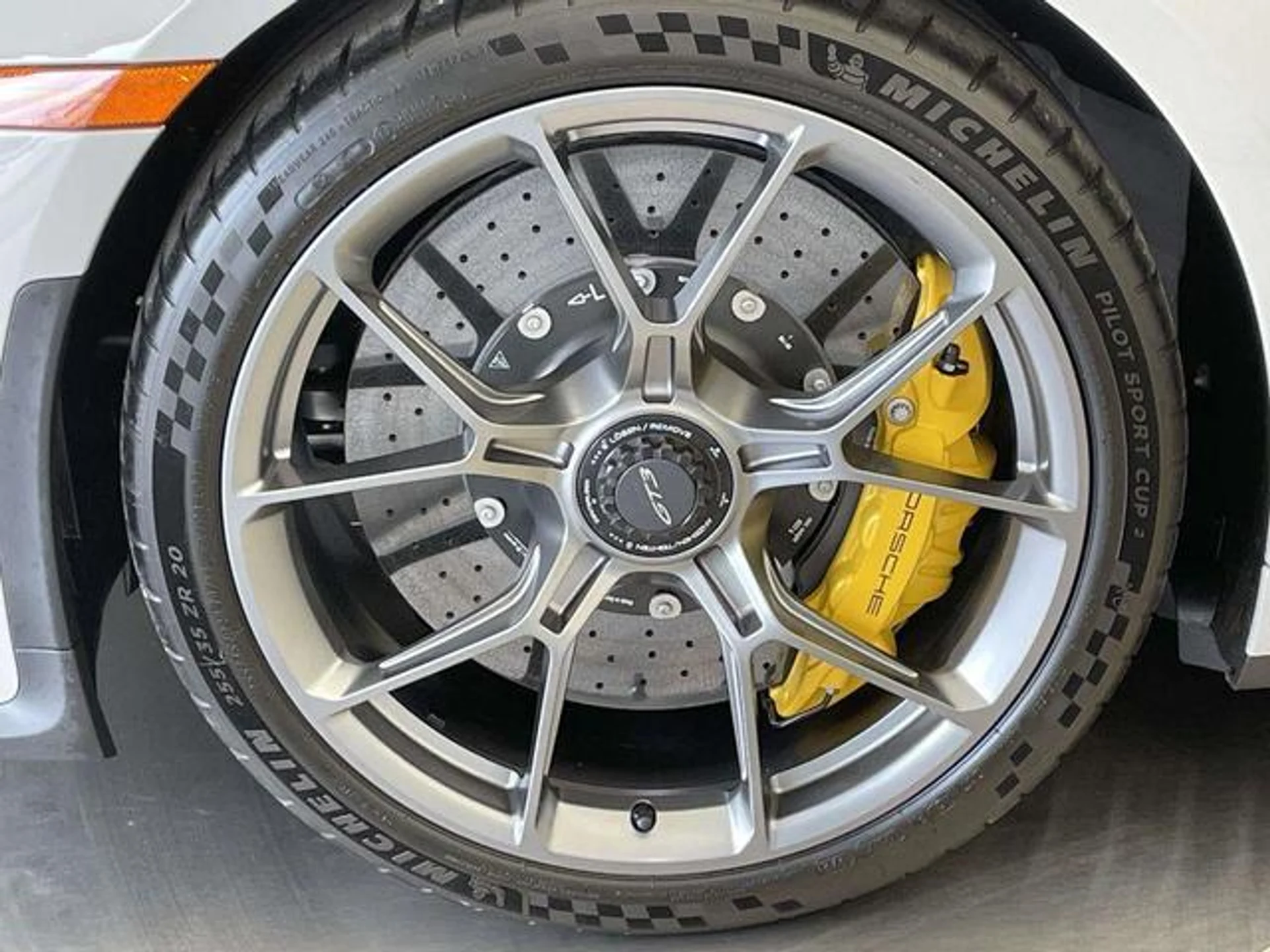 mph010_2954000728_sj_WKZ_Ud25gi1_Hrq_U_Fx_V1_GU_Ybz2_Y_3f9e21fc8a