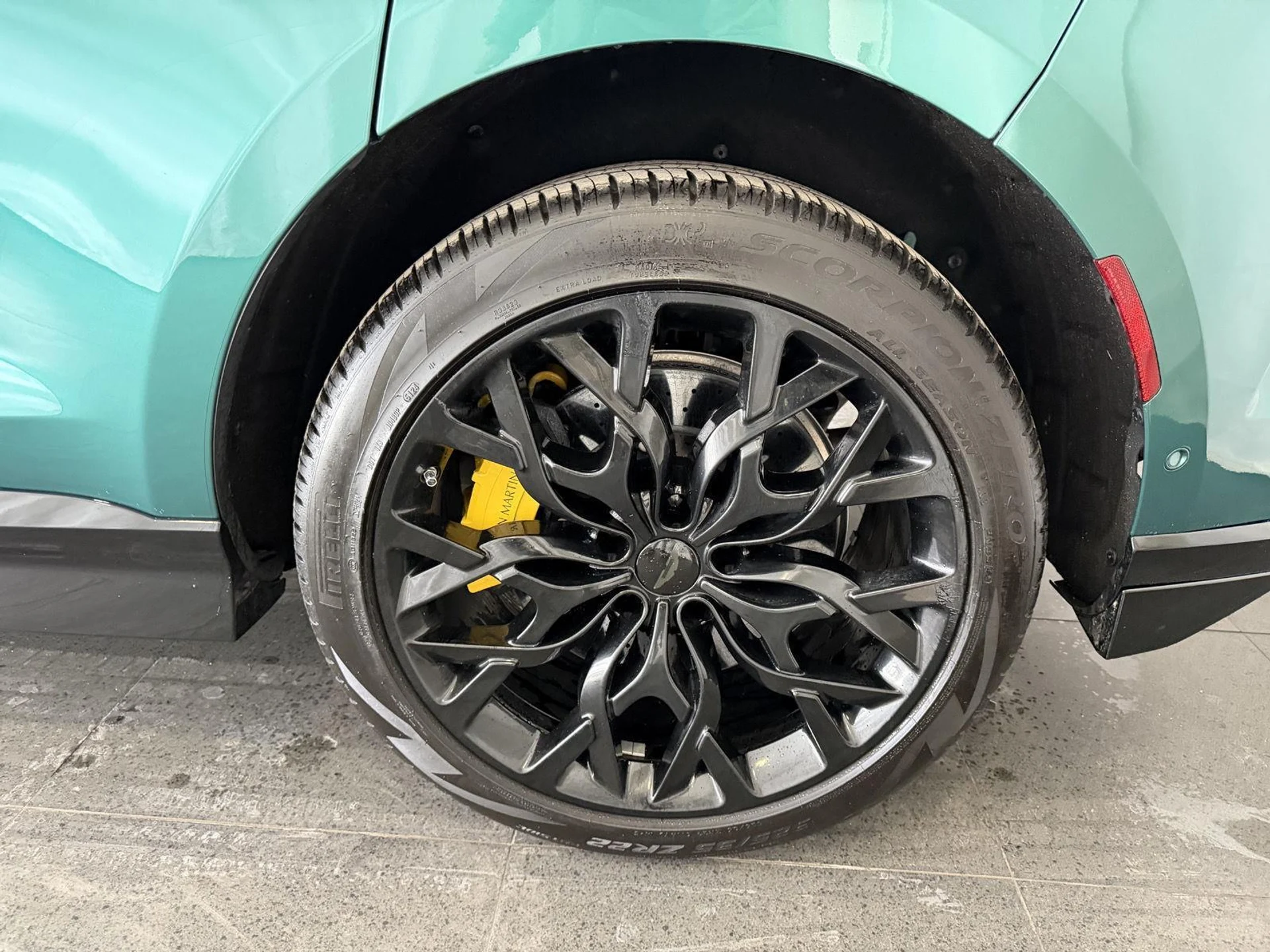 mph010_2976377593_c5819f8ae224eaa94bdd4fe6c2ecbda7x_3fa18c816d