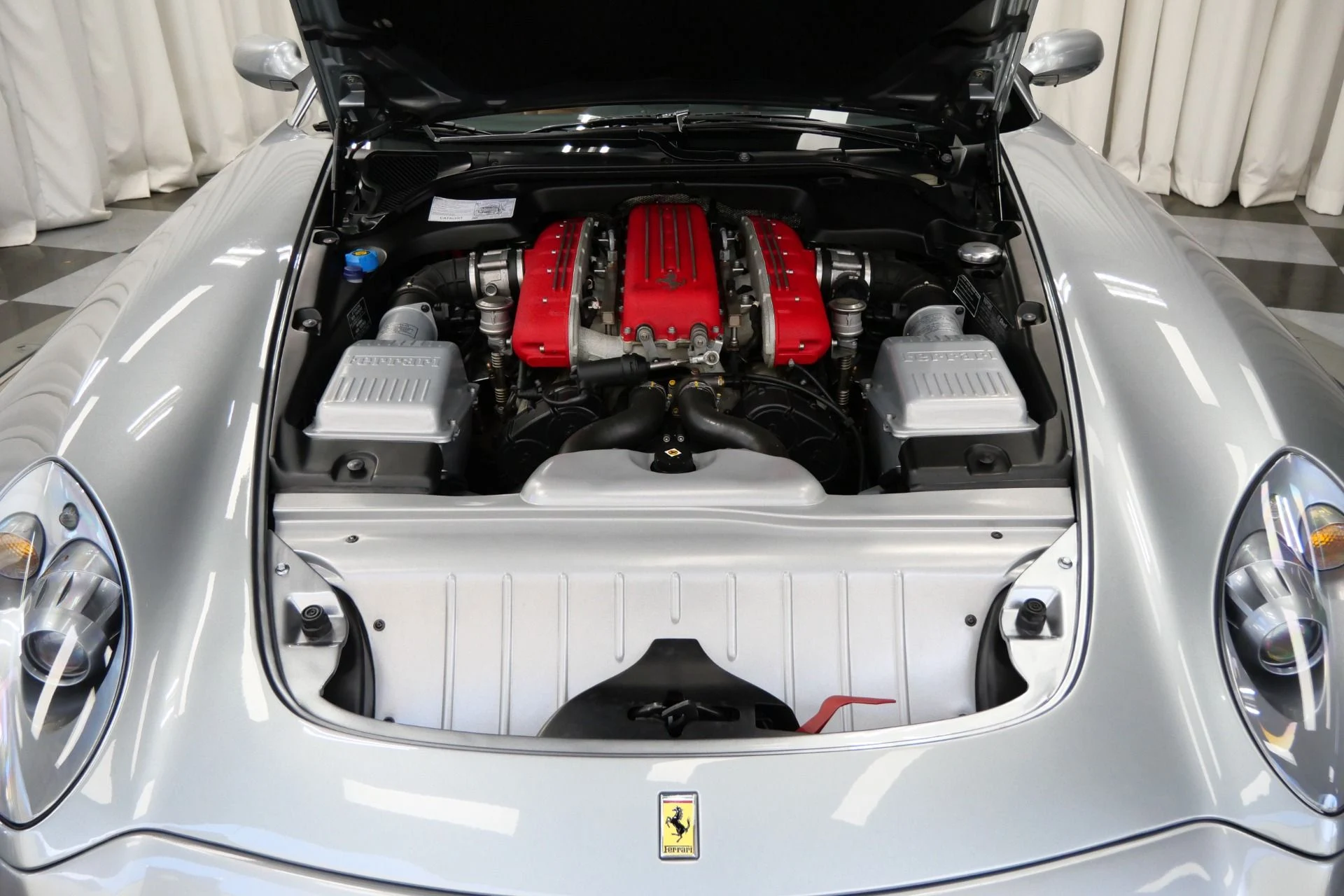 mph010_2977400089_Used_2005_Ferrari_612_Scaglietti_1756135330_7efa1b342e