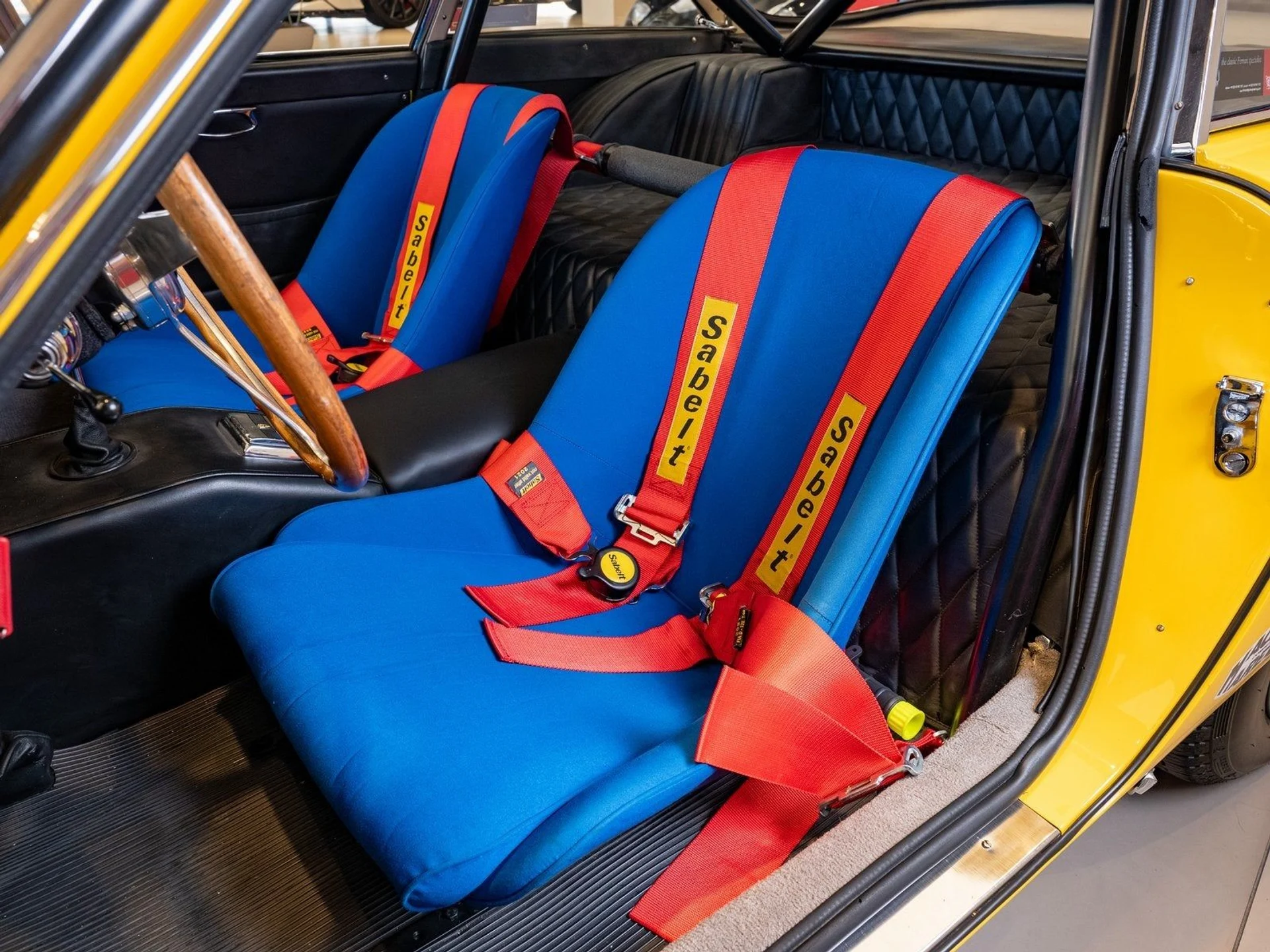 mph010_2986771549_11_a63993cf7d