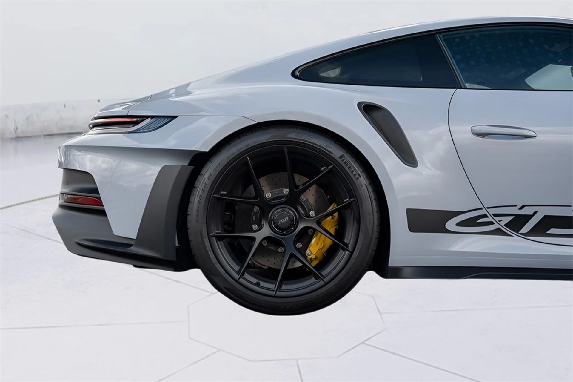 mph010_2991348092_image_12_8d0ea08ee3