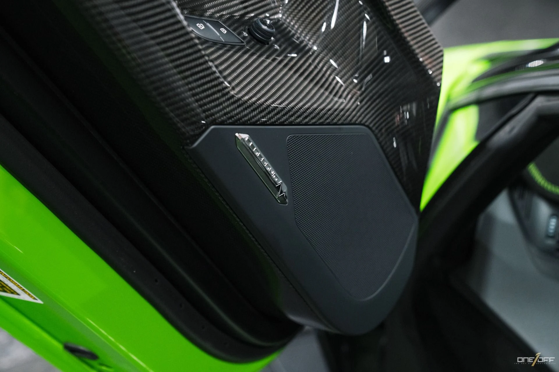 mph010_2993155892_Used_2021_Lamborghini_Aventador_LP_770_4_SVJ_Roadster_in_Verde_Mantis_w_Warranty_2026_Matte_Carbon_1759284744_55137b38ea