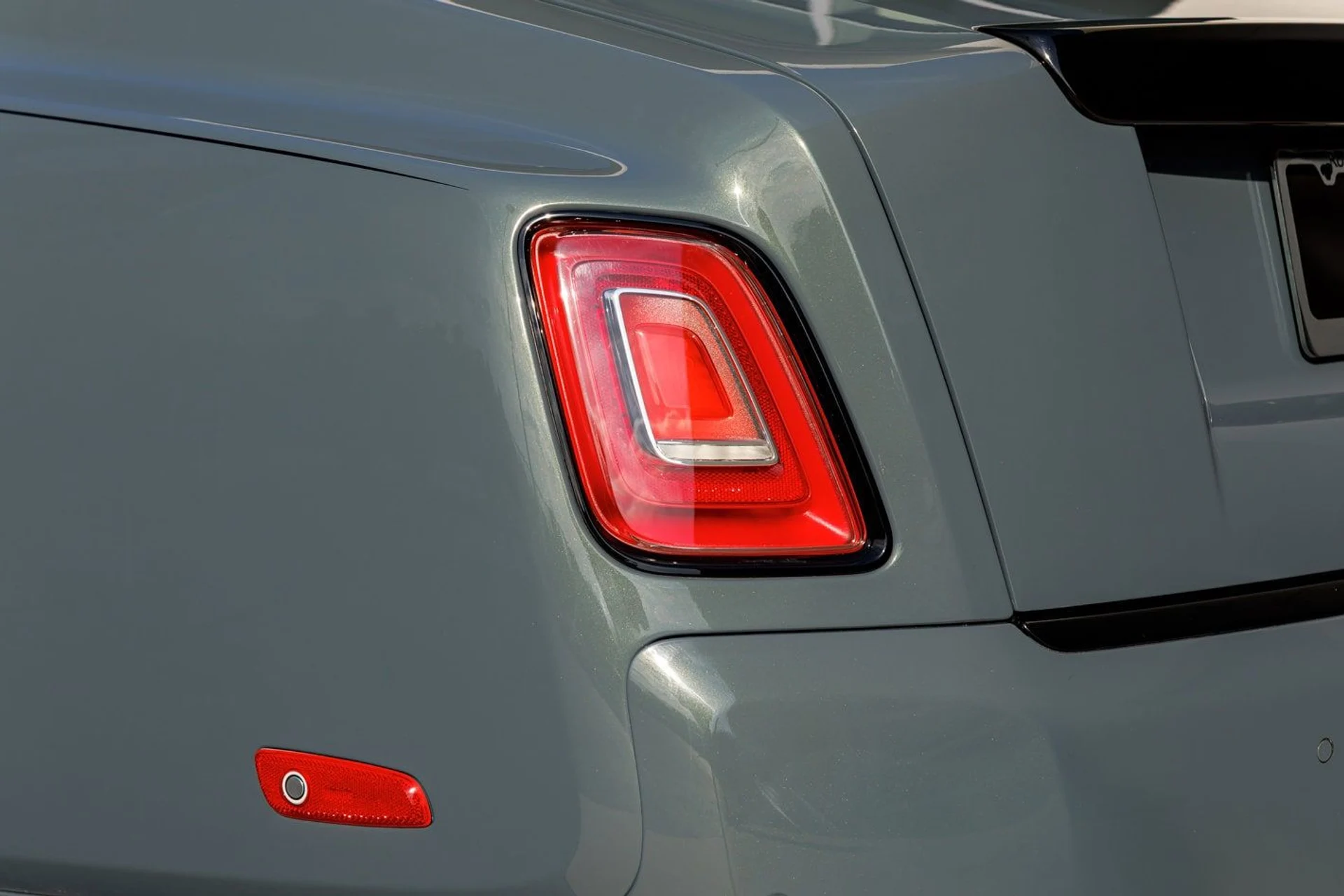 mph010_2993943949_ffbac42a07c108051ca1a487f37f573cx_c97e6a75b6