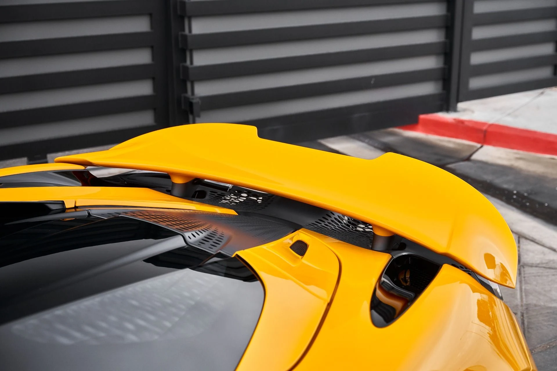 mph010_2994040946_Used_2024_Mc_Laren_750_S_1769135018_3028e1108e