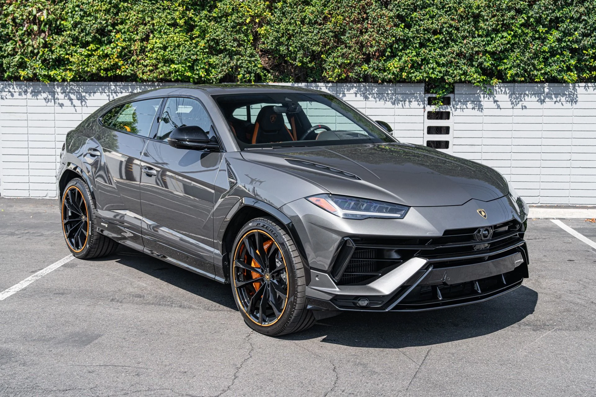mph010_2995628235_Used_2024_Lamborghini_Urus_S_1755026166_4d502aa116