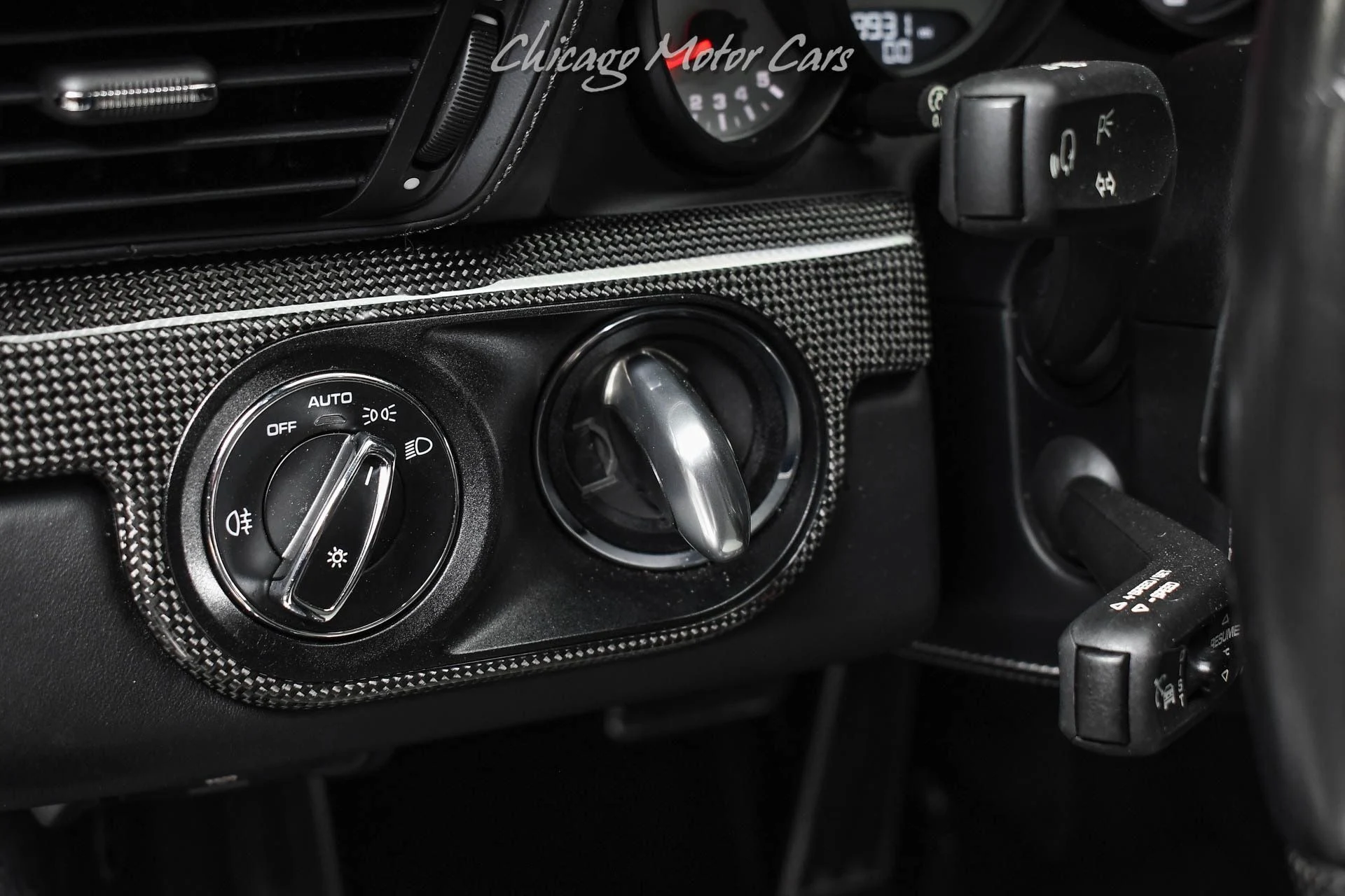 mph010_2998397757_13124_p11_l_d01613d59b