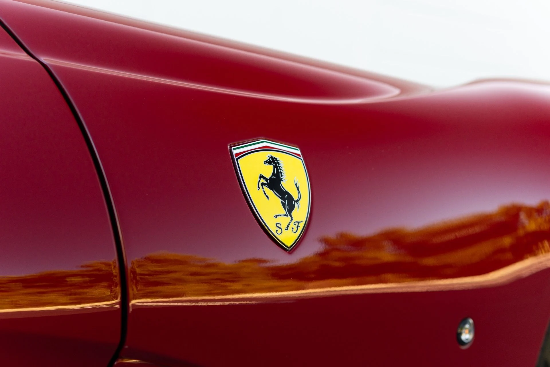 mph010_2998935851_Used_2023_Ferrari_812_GTS_1767886631_e2509a6a3b