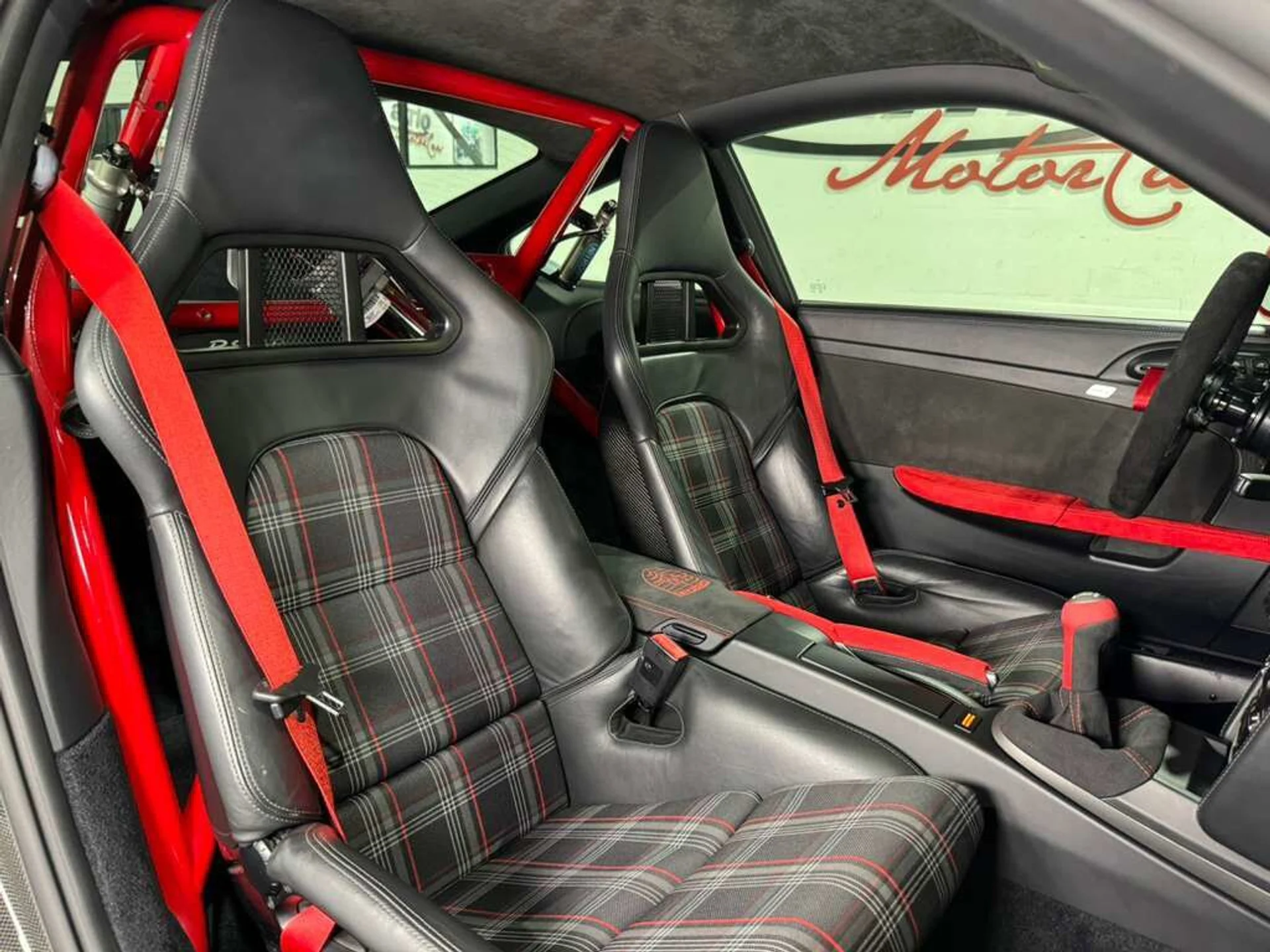 mph010_300736222_137a1640c1e7b44c4f8bf14abee109e5_f24a529fcf