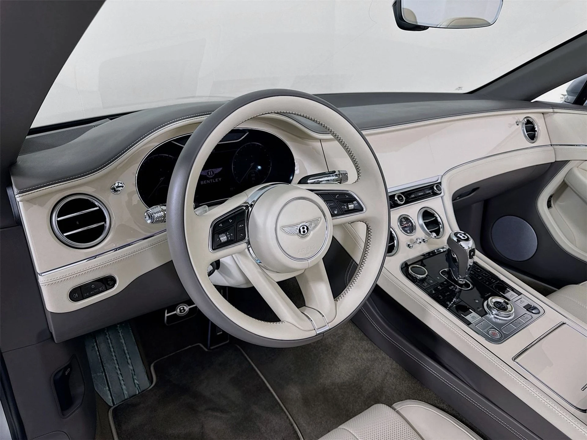 mph010_3007564985_d894dd62d29b6a370cf930a4cc82414bx_ea31580510