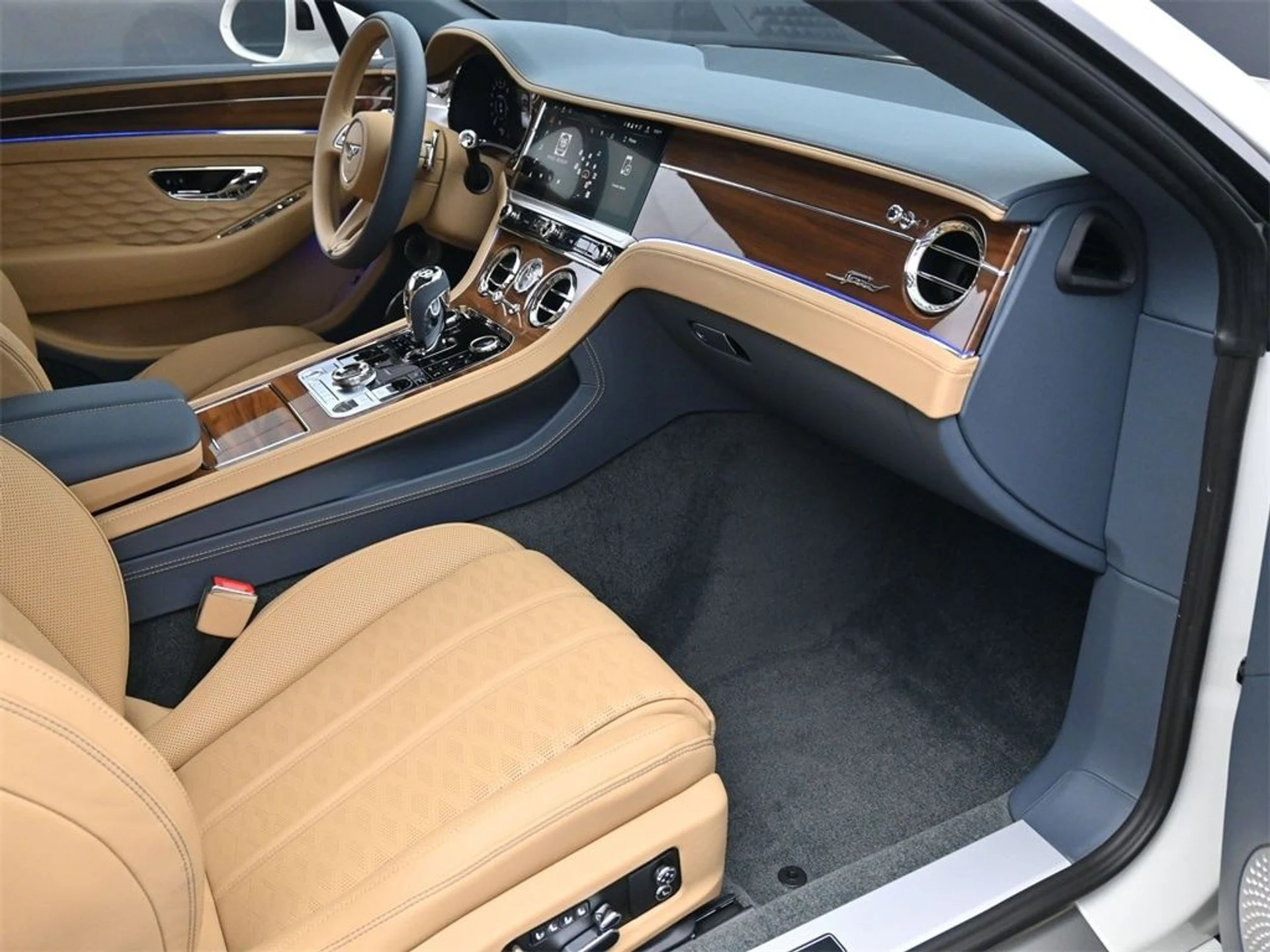 mph010_3009507076_368f4b399076a5db48dd4bdcab8a4880x_4b86914548