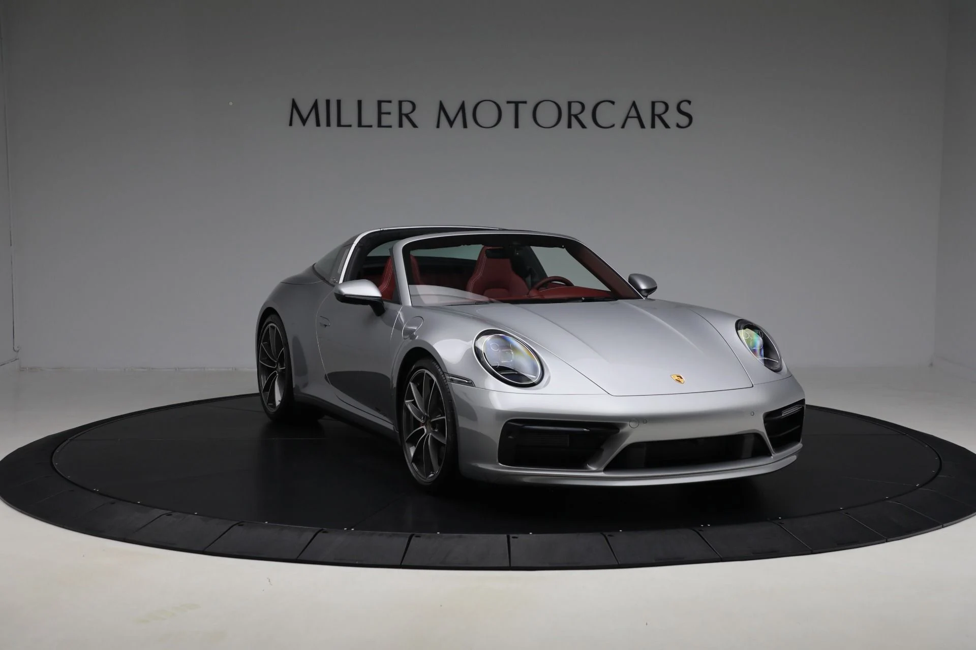 mph010_3009616092_Used_2024_Porsche_911_Targa_4_S_ab252f3eaf