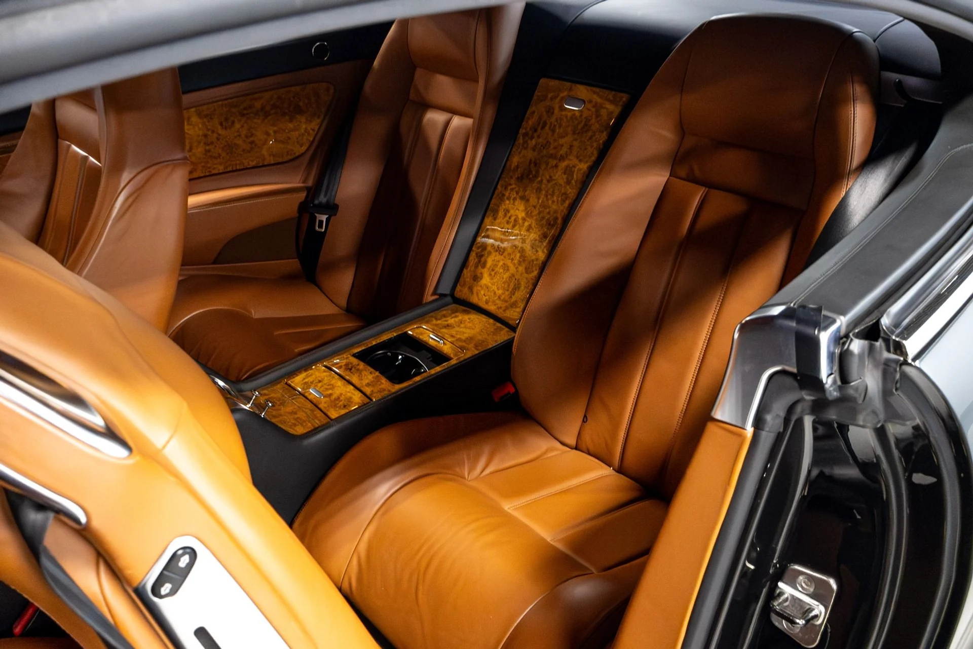 mph010_3010152898_Used_2004_Bentley_Continental_GT_1776778779_f4cbcb6639