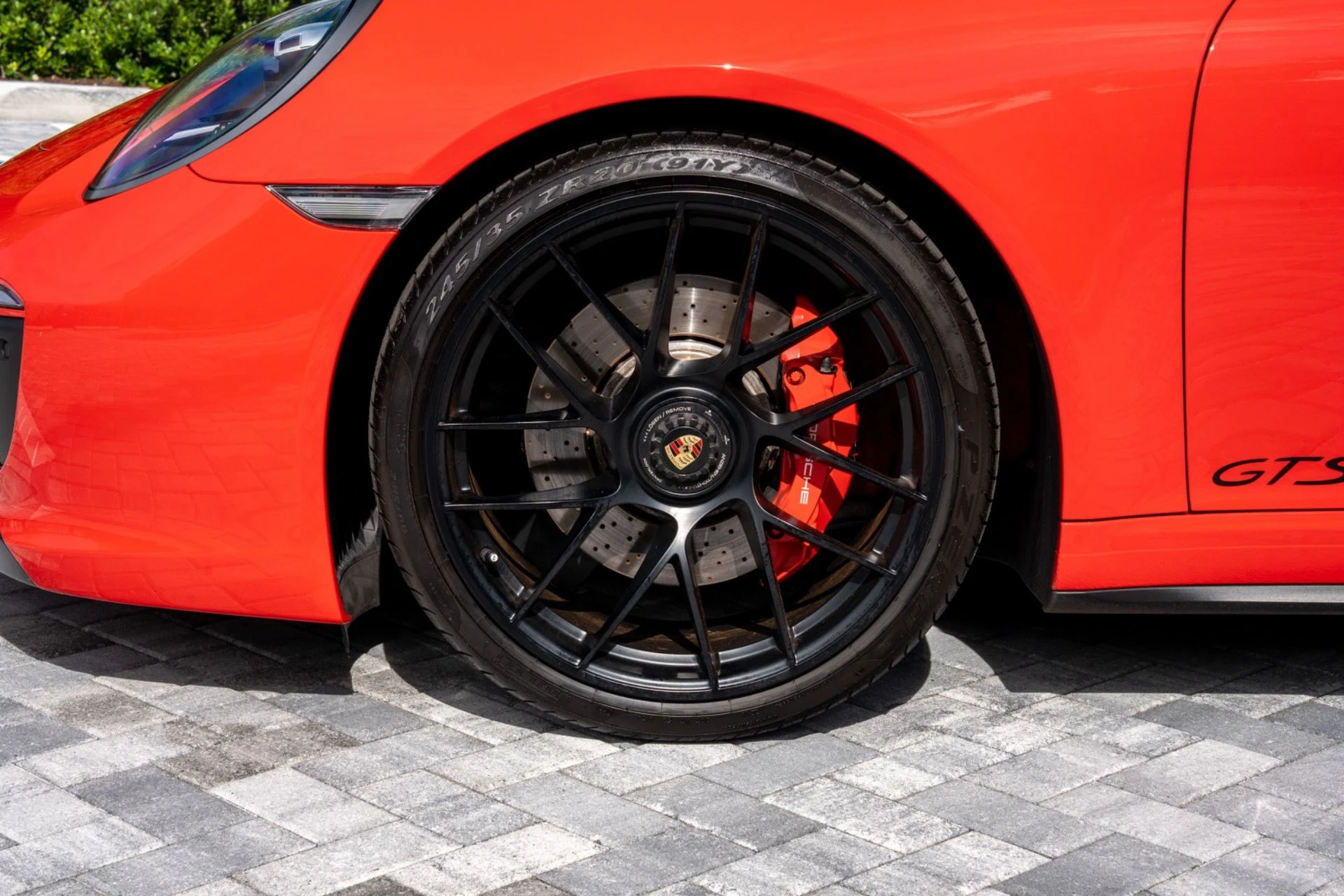 mph010_3013123956_Used_2019_Porsche_911_Carrera_4_GTS_1780346701_2f723d4af6