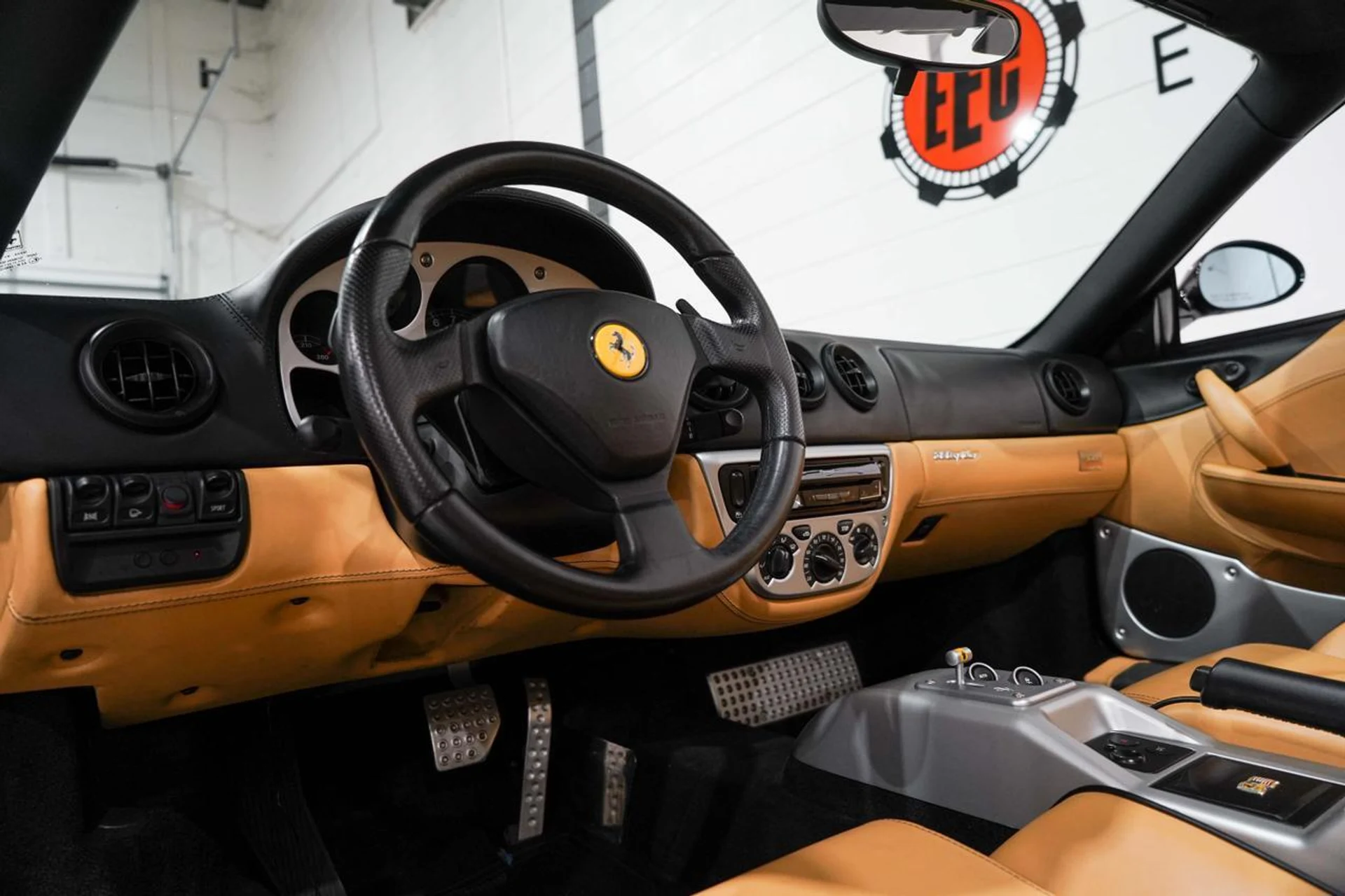 mph010_3013597318_cb893e80f2e69d379cc3032f9d8718ea_02e50b4241