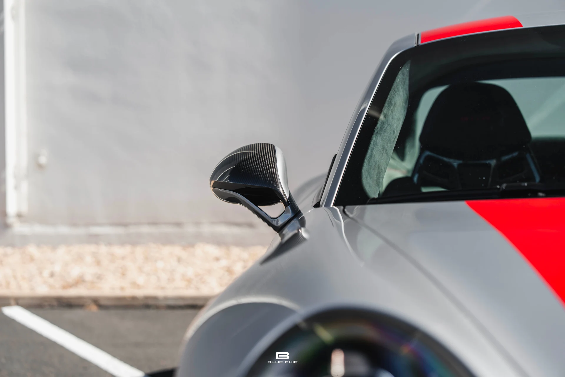 mph010_3028195540_6a2c7e05e7616a76a17230d9_2016_Porsche_911_R_11_563f69cb9a