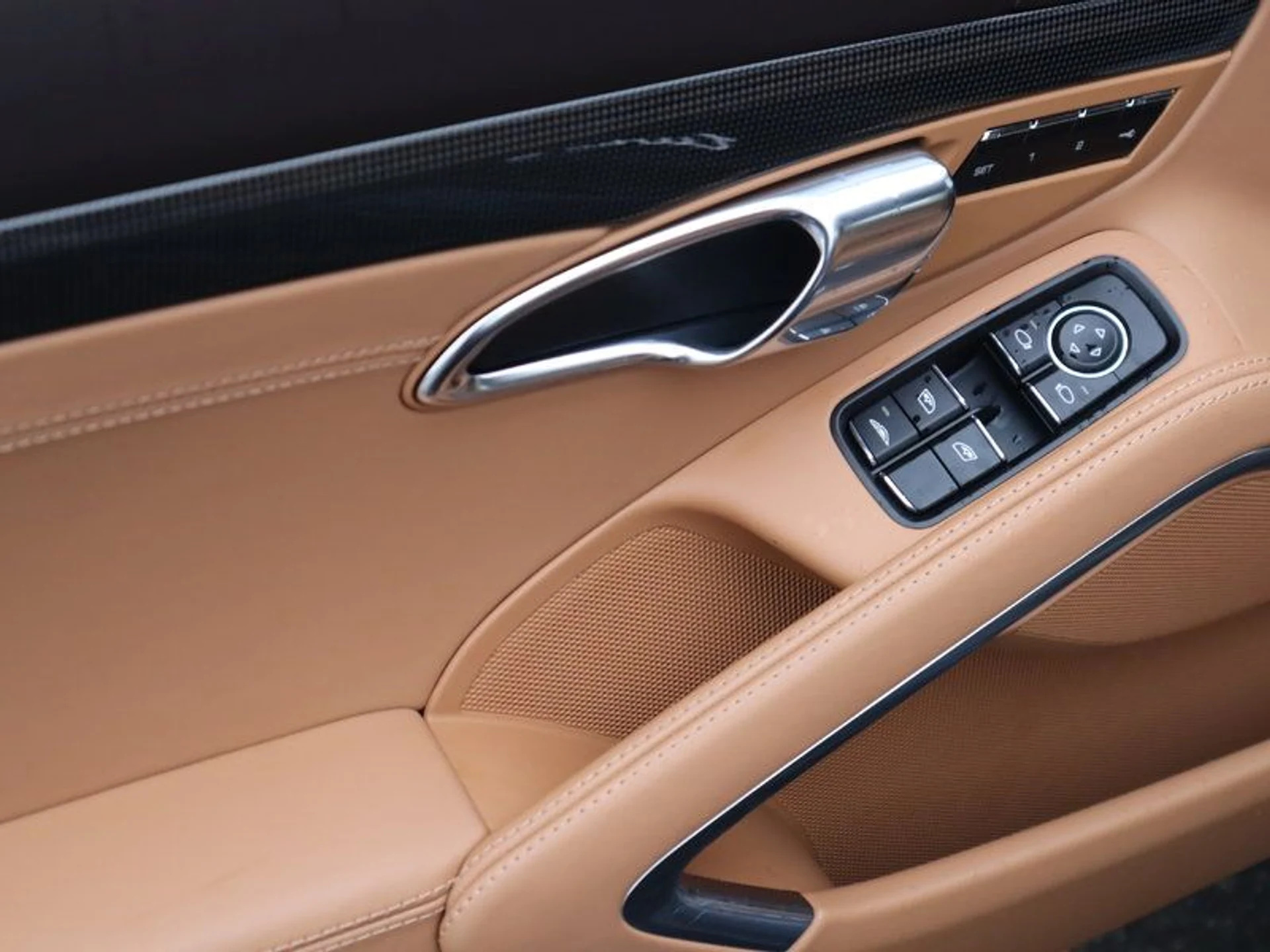 mph010_3034295038_37129809_09377_d6518414f4ba56676fe31c01f32074a0_145272beae