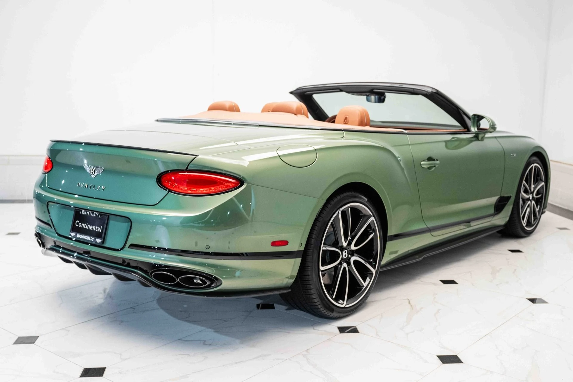 mph010_3034382718_Used_2024_Bentley_Continental_GTC_Edition_8_1725205146_03139b9aa8