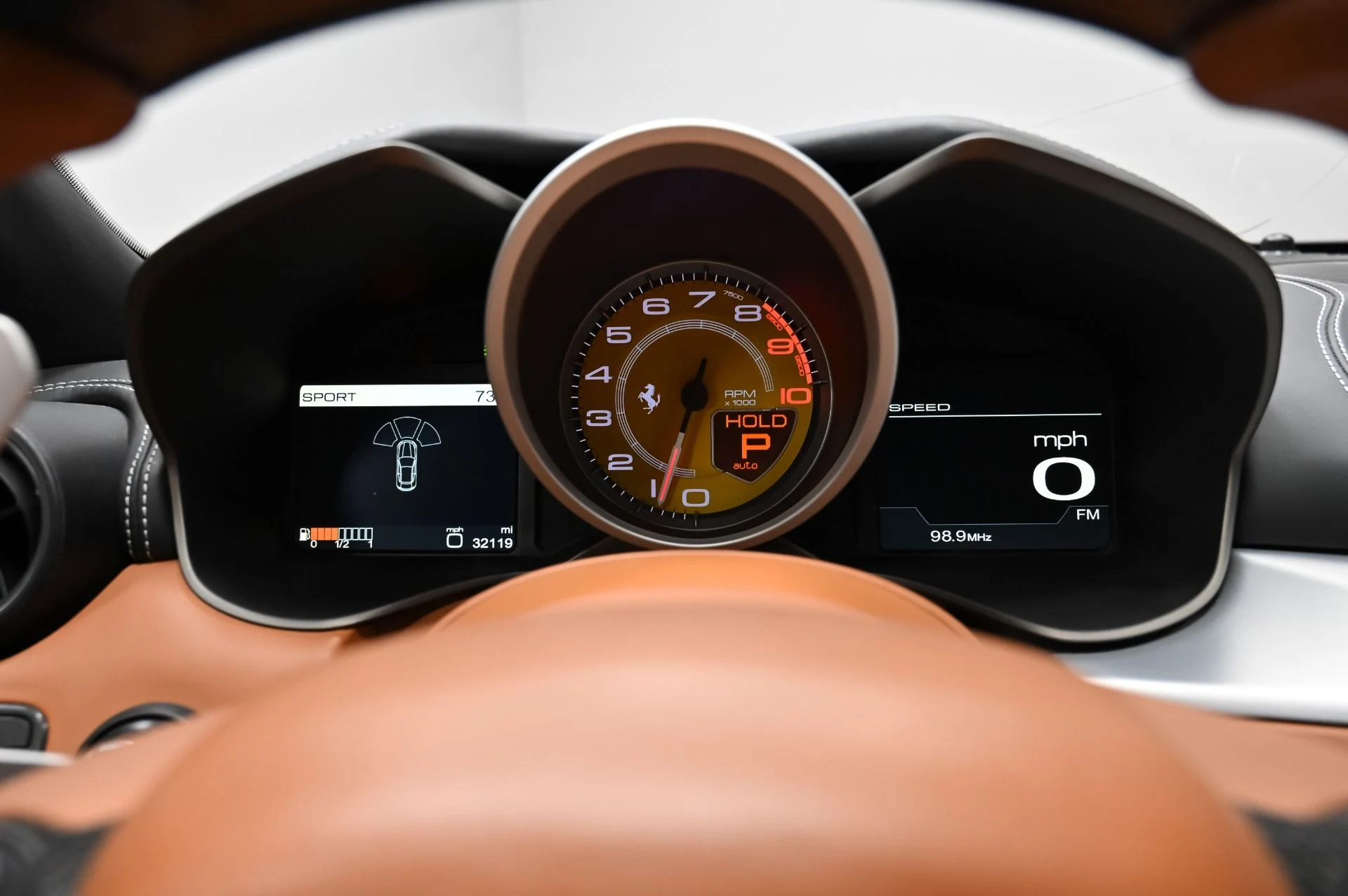mph010_3038327958_Used_2014_Ferrari_FF_1758753652_9c203f4545