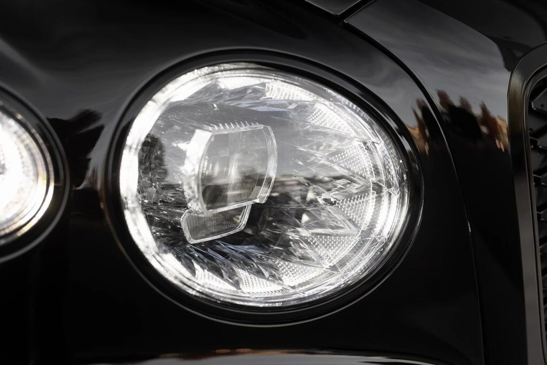 mph010_3041592281_c51001927a467f4cea3da4dd1f9c28b5x_6dfde25c62