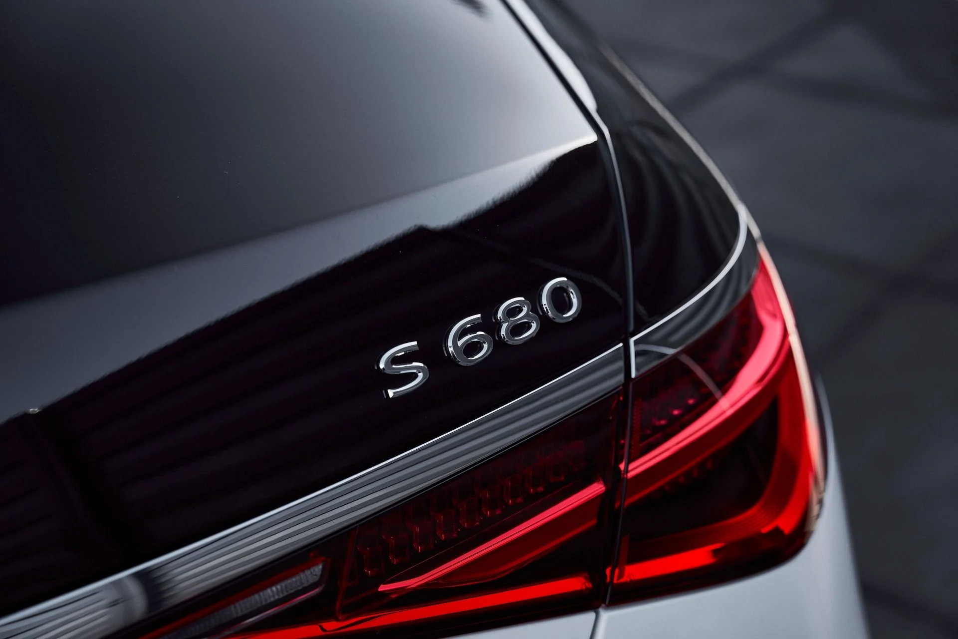 mph010_3049706239_Used_2023_Mercedes_Benz_S_Class_Maybach_S_680_1769803956_1ae9dce701