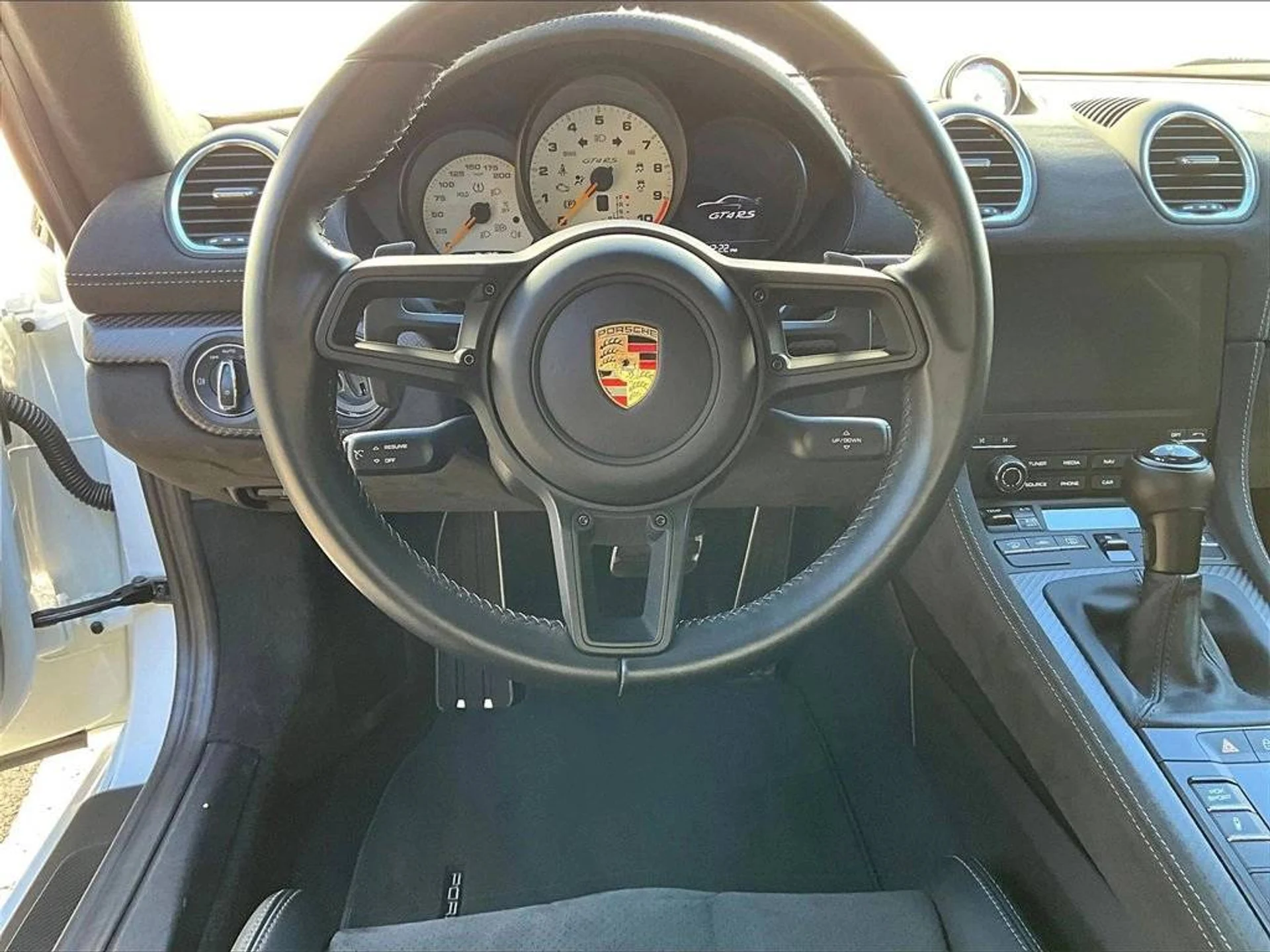 mph010_305991927_1280_f49c25c1d4