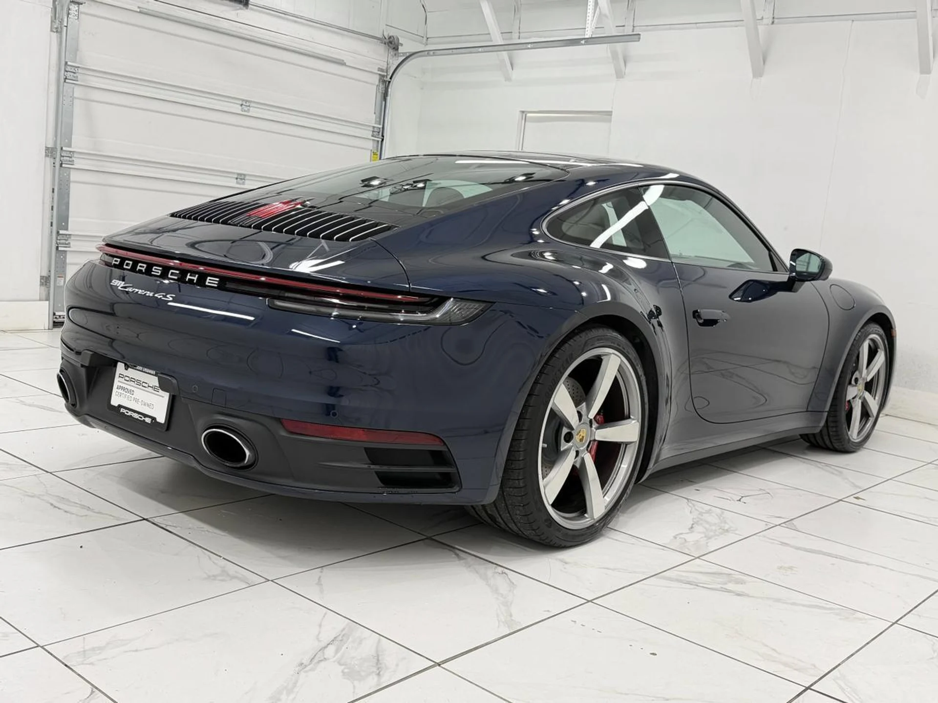 mph010_3065826870_e61b05b7301abc2507a7a09ddbe38228_308df6893c