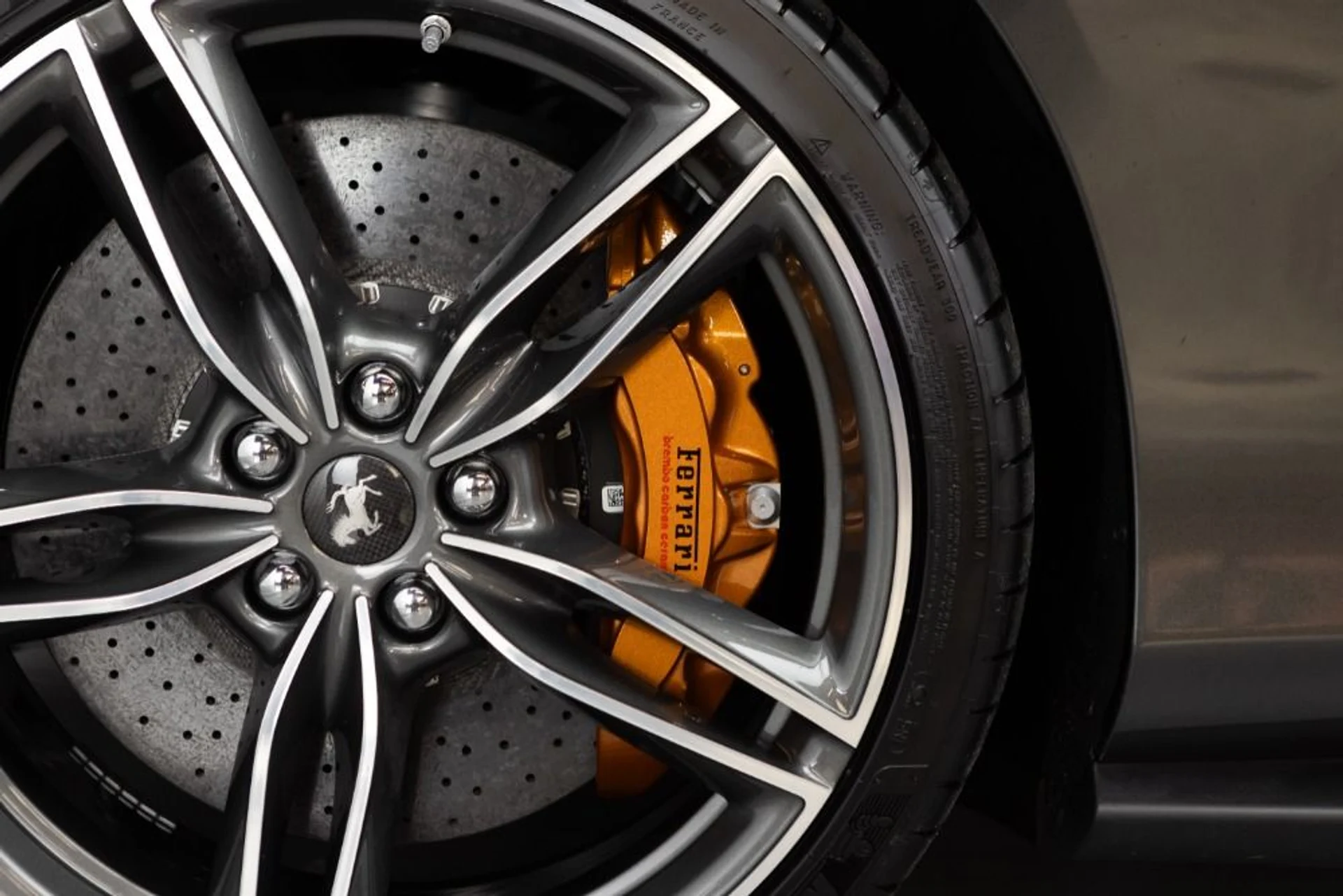 mph010_3072221613_Used_2024_Ferrari_Roma_36d2e9fb06