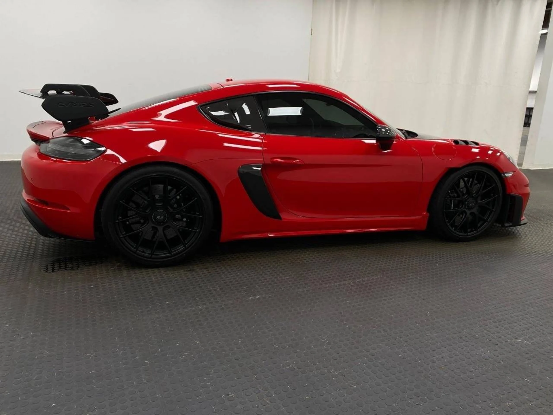 mph010_3076902999_1280_8f79a83009