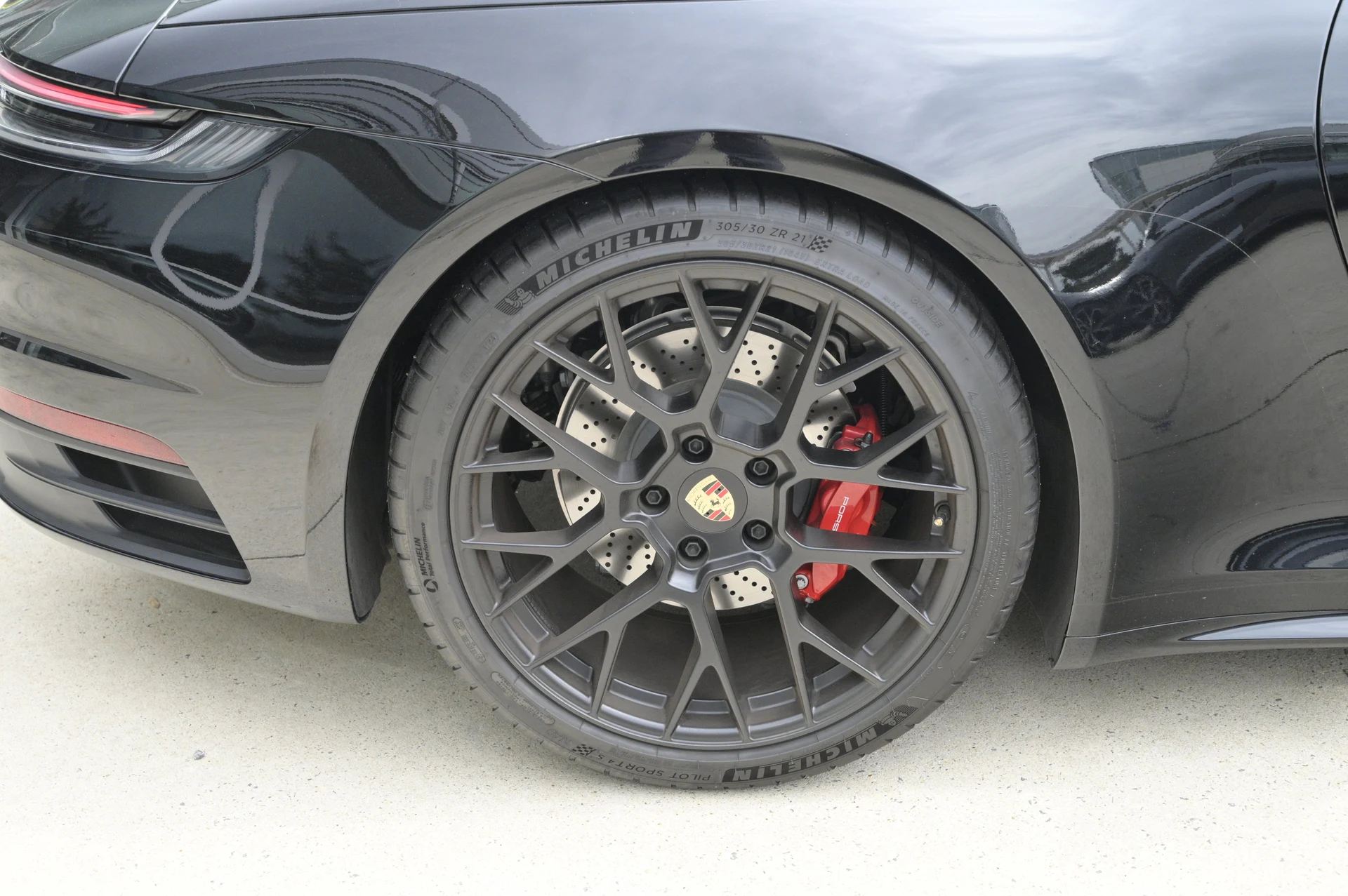 mph010_308051315_c4d5bf461b4d40fd828b73157a0717c3_f691885d79