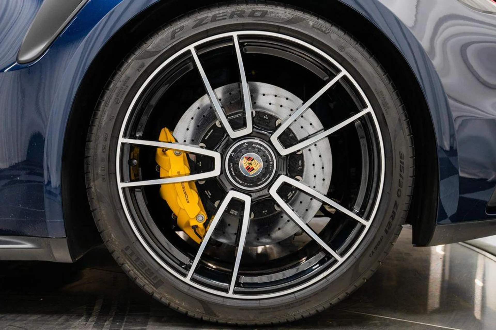 mph010_3082205342_lre79q6u7_Z_Zt_JI_2huz_FVNQEP_0_c874e64516