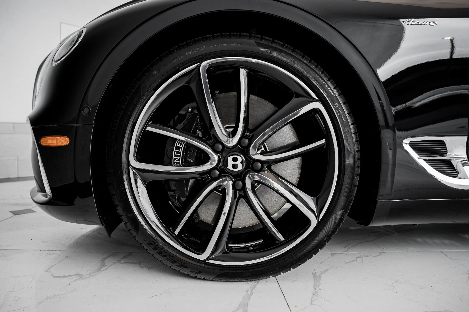mph010_3084396397_Used_2023_Bentley_Continental_GTC_Azure_1683147128_ed919afa08