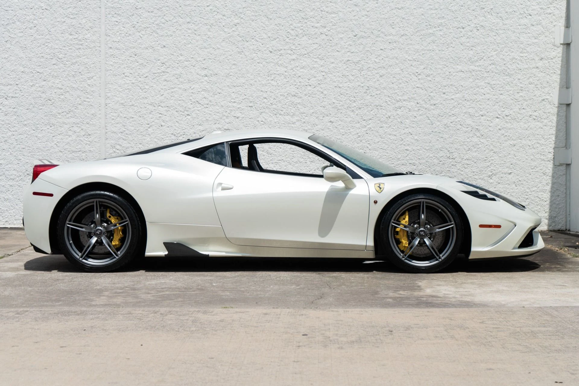 mph010_3086566704_Used_2015_Ferrari_458_Speciale_1783031651_91c1cf935a